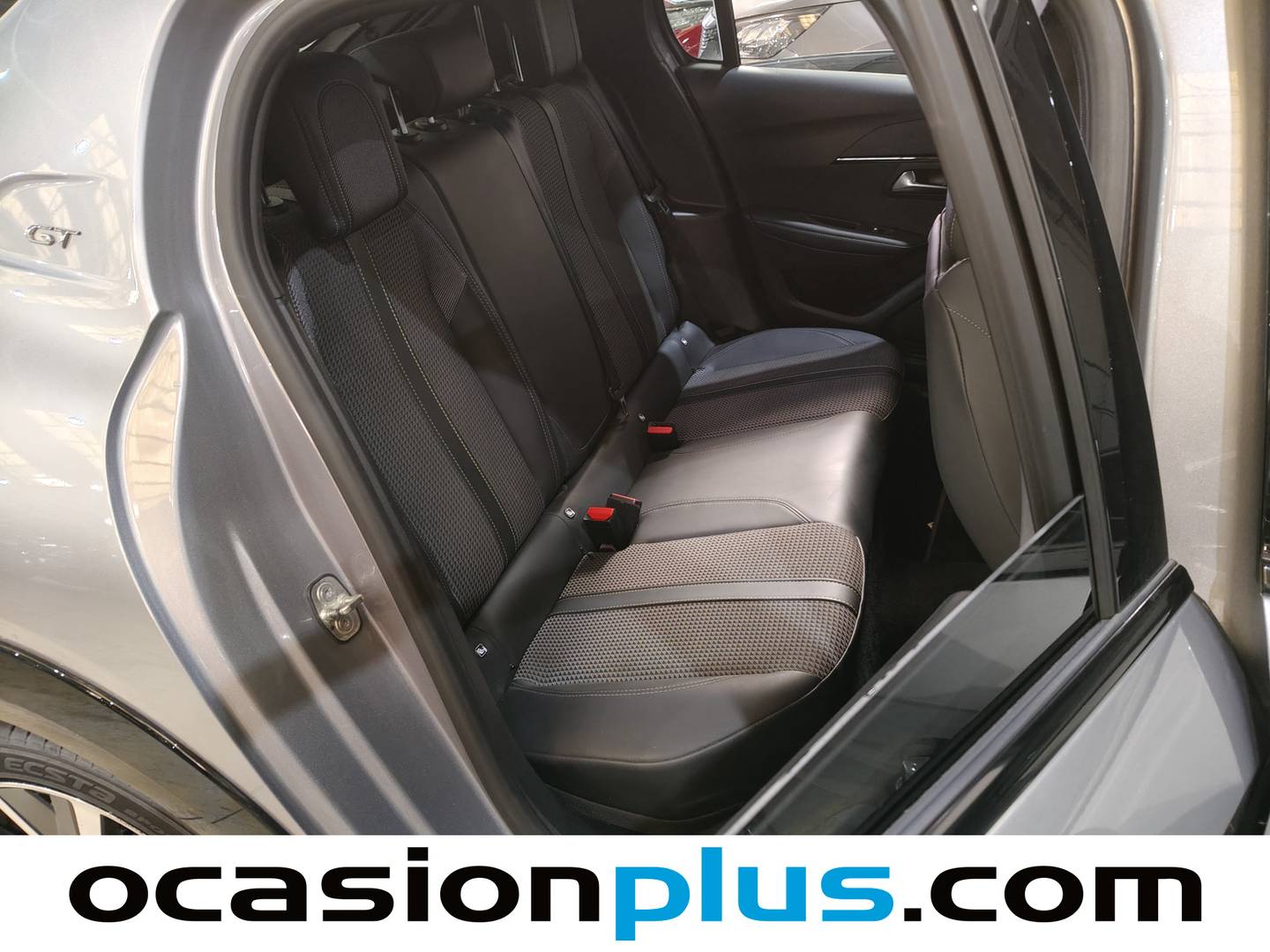 Foto asientos traseros Peugeot 208 Peugeot 208 PureTech 100 GT (100 CV)