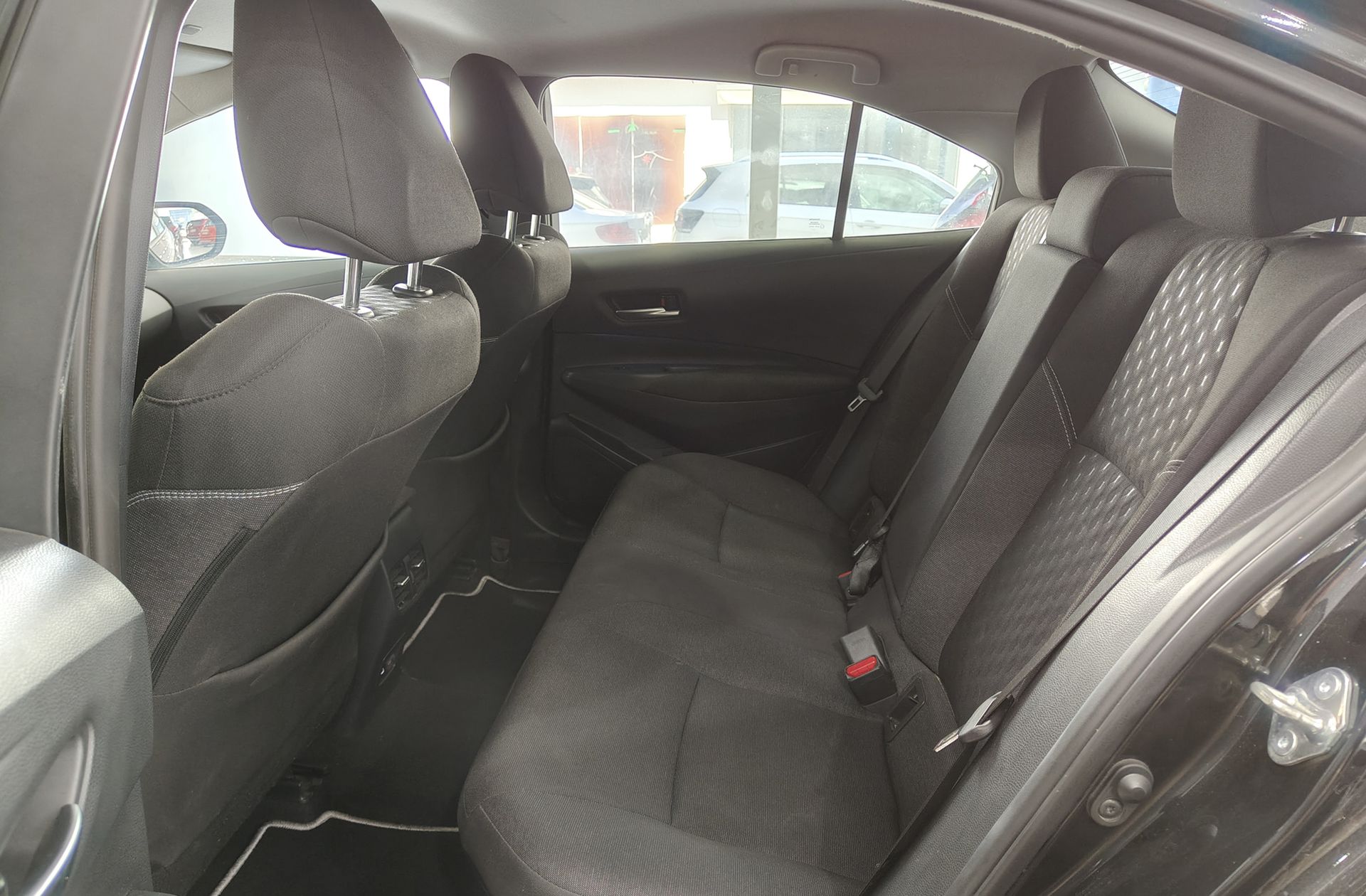Toyota Corolla 140H Style - foto 12