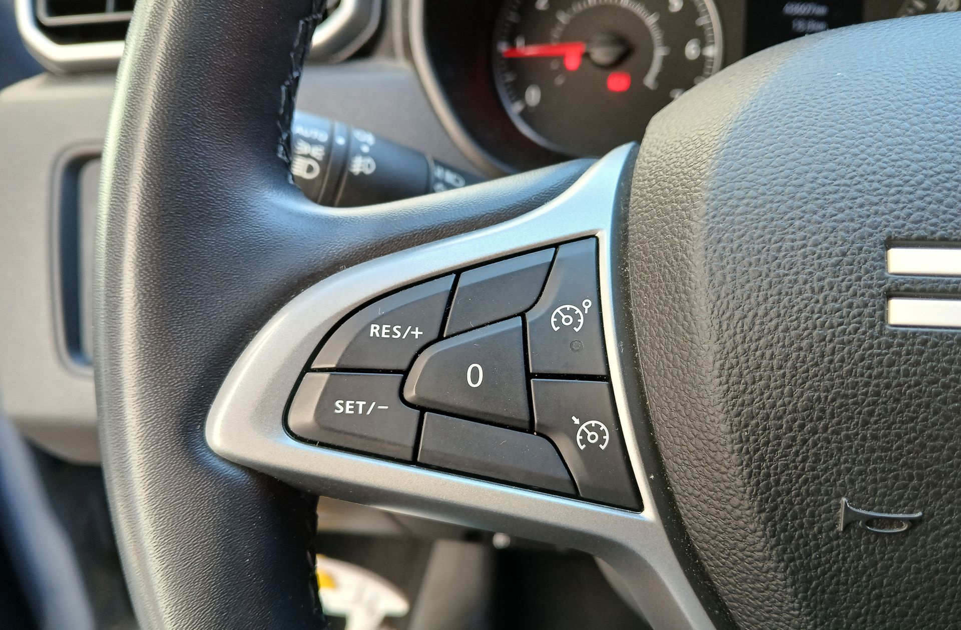 Dacia Duster Journey Go TCe EDC - foto 23