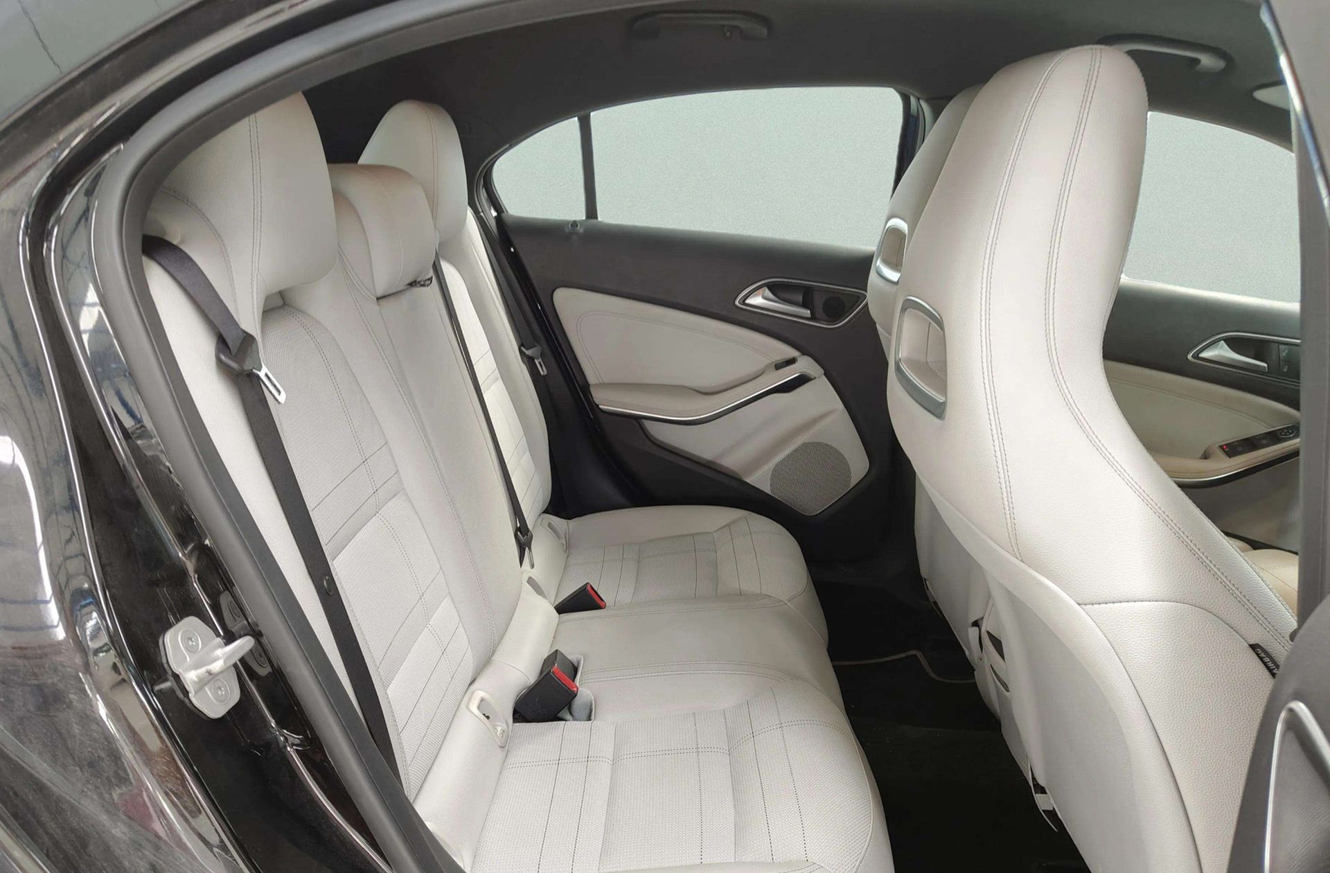 Mercedes-Benz Clase A 200 d - foto 17