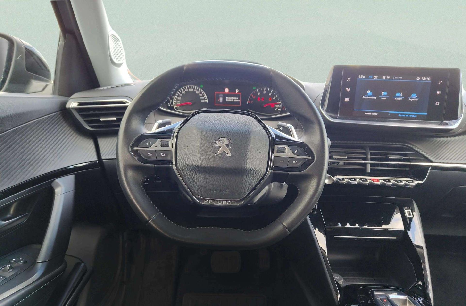 Peugeot 2008 PureTech 130 Allure EAT8 - foto 25