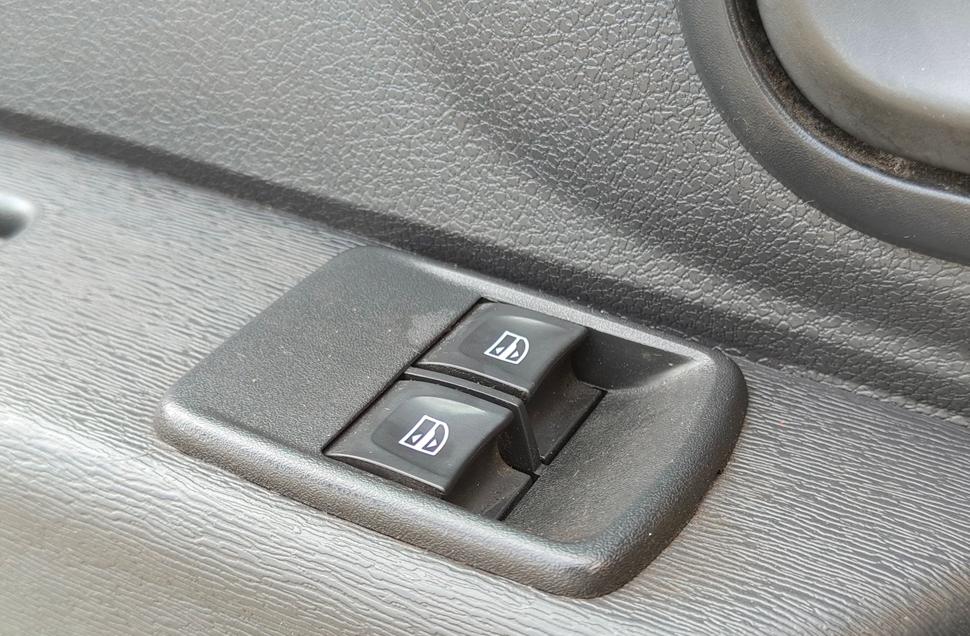 Dacia Dokker Van 1.6 GLP Ambiance - foto 32