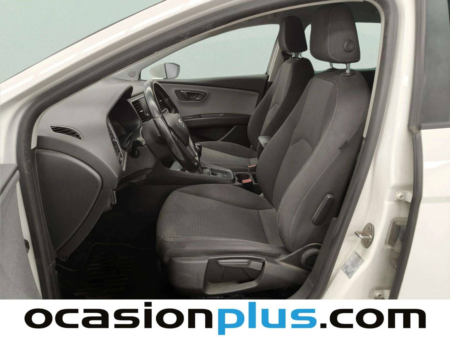 Foto asientos delanteros Seat León Seat León ST 1.6 TDI S&S Style (115 CV)