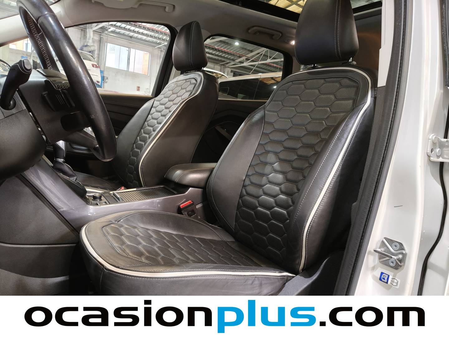 Foto asientos delanteros Ford Kuga Ford Kuga 2.0 TDCI S&S Vignale 4x4 Powershift (150 CV)