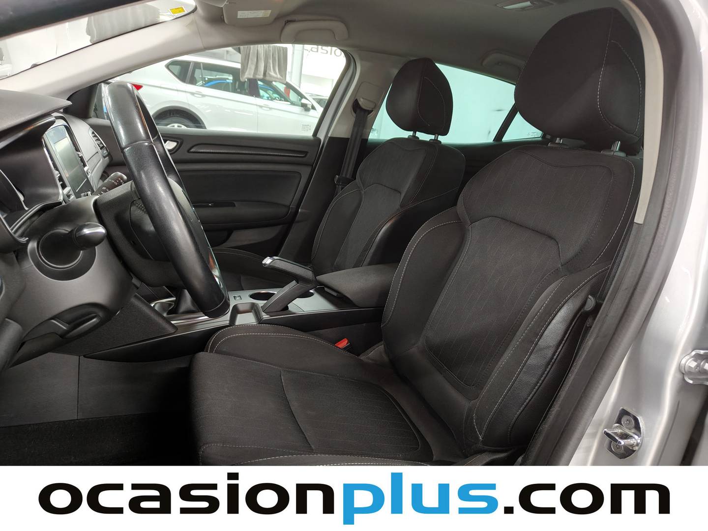 Foto asientos delanteros Renault Mégane Renault Megane Limited TCe (140 CV) GPF