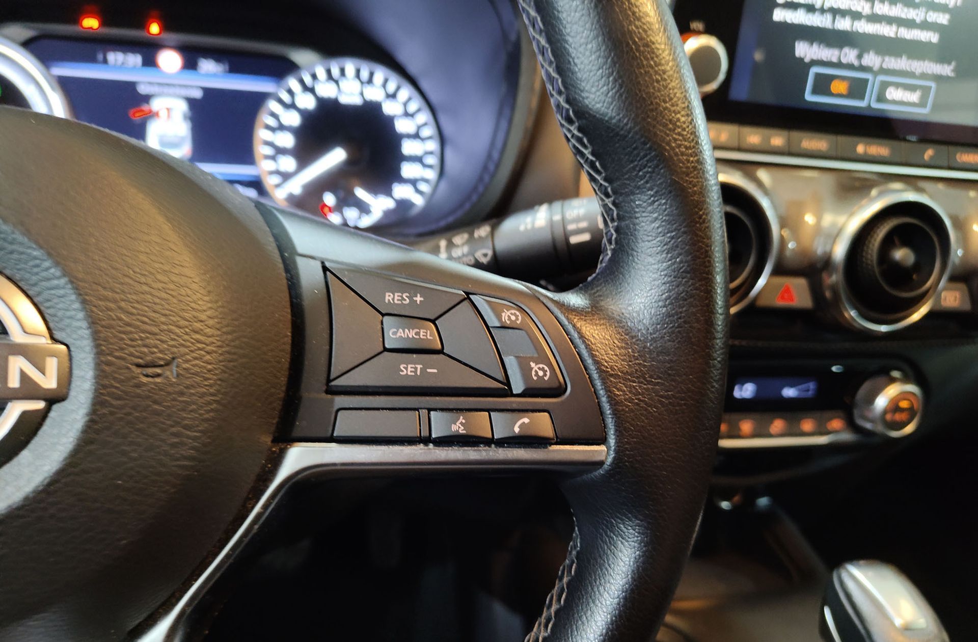 Nissan Juke 1.6 Hybrid N-Connecta - foto 25