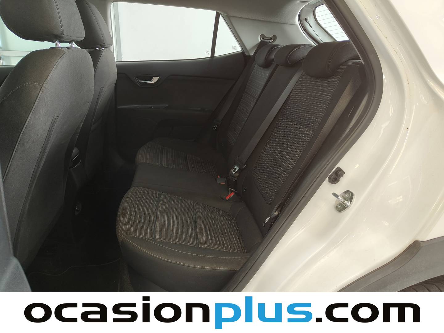Foto asientos traseros KIA Stonic KIA Stonic 1.0 T-GDi MHEV Drive (100 CV)