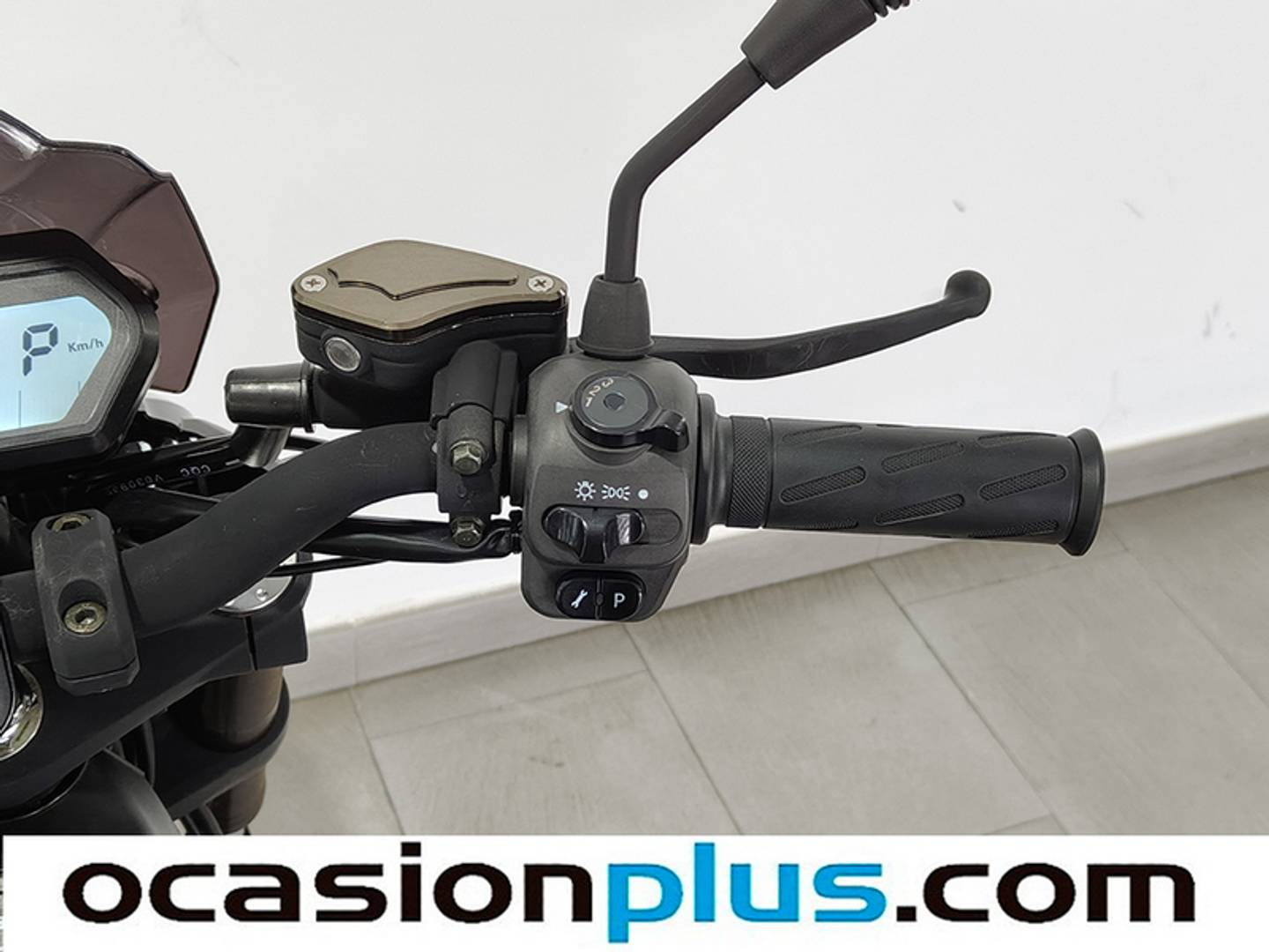 Foto URBET GADIRO 125 GYD2000-A URBET GADIRO 125 GYD2000-A URBET GADIRO 125 GYD2000-A (4 CV)