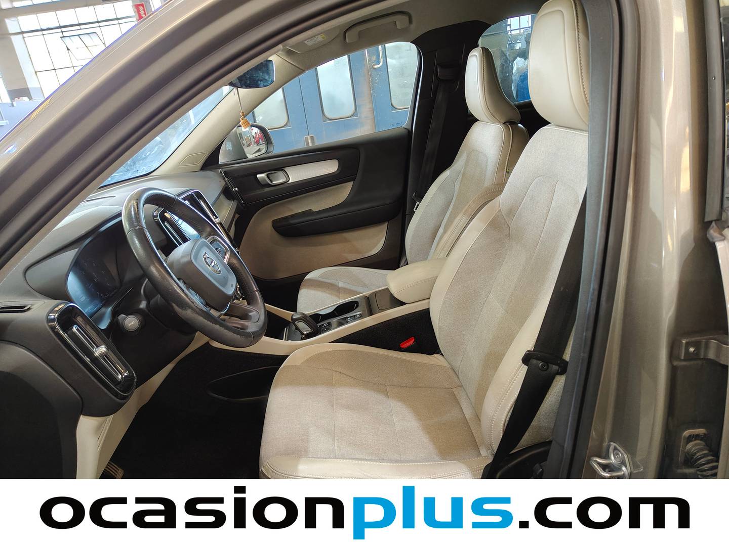 Foto asientos delanteros Volvo XC40 Volvo XC40 D3 Business Plus Auto (150 CV)