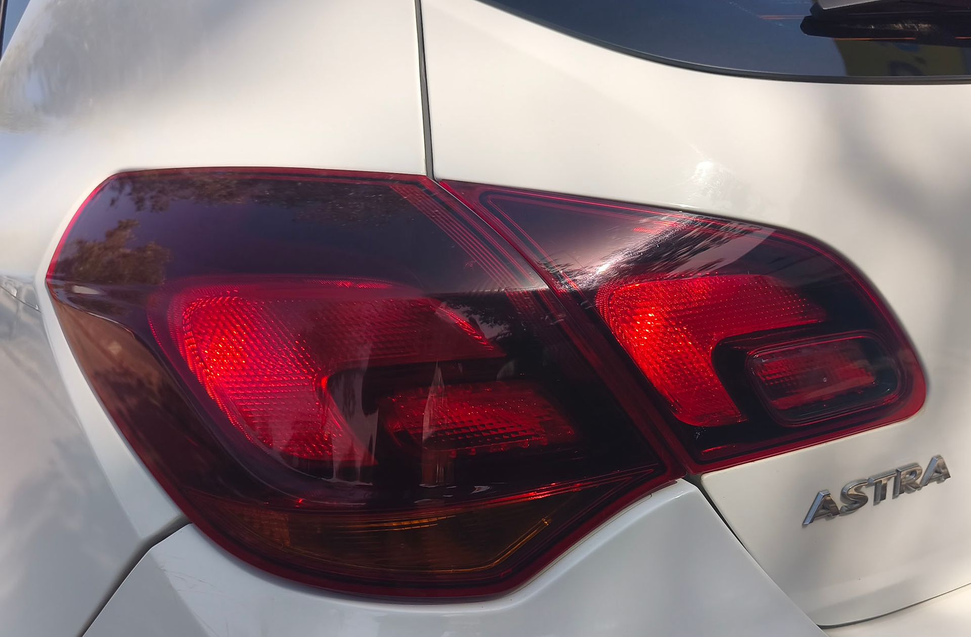 Opel Astra 1.7 CDTI Excellence - foto 14