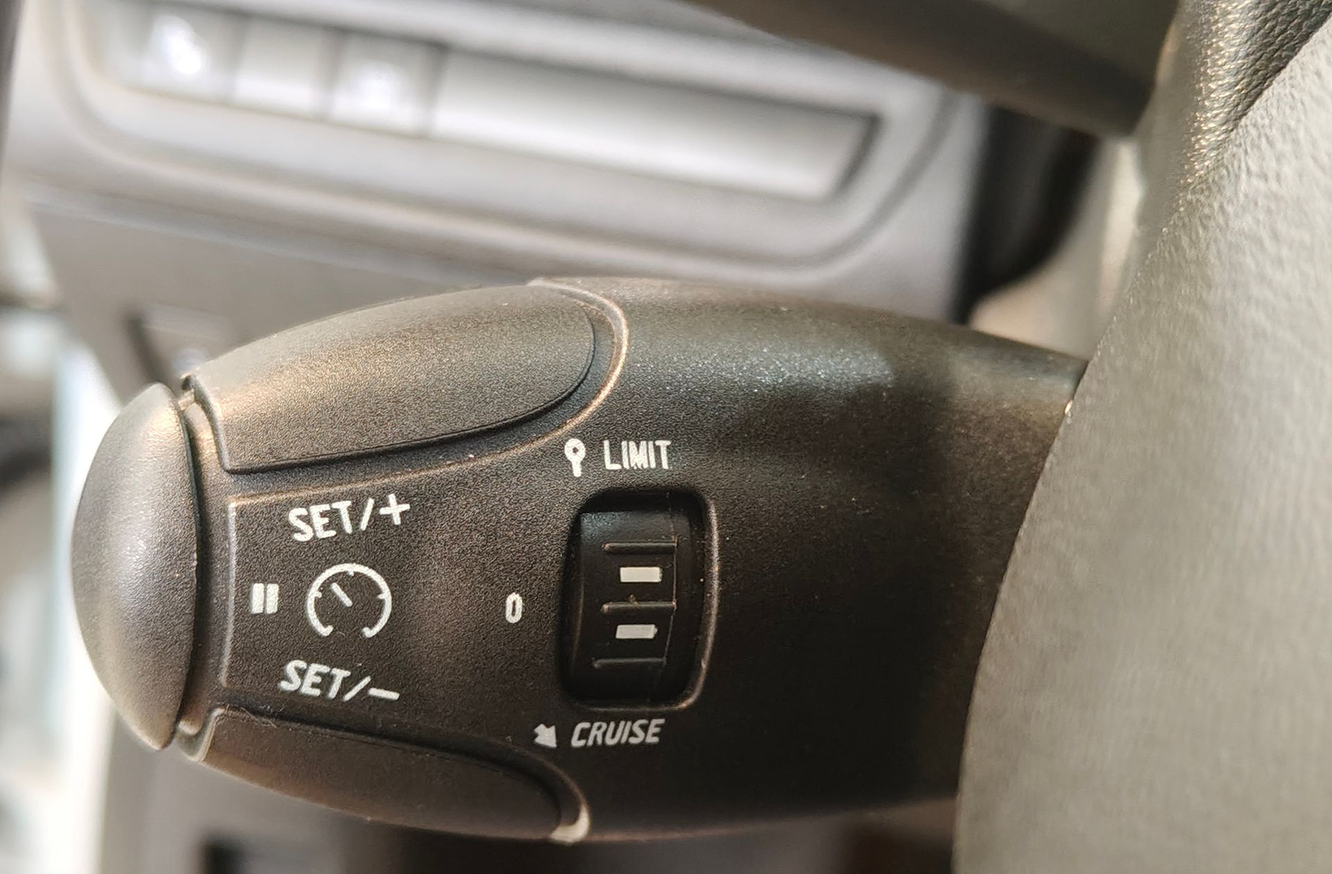Peugeot 208 PureTech 82 Tech Edition - foto 28