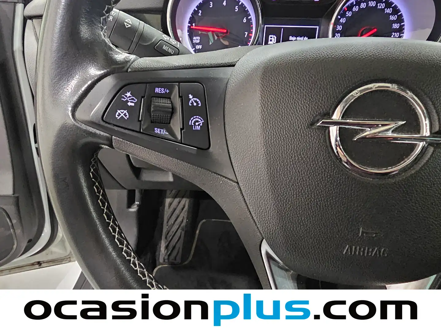 Foto Opel Astra Opel Astra Sports Tourer 1.4T SHT S/S Business Elegance CVT (145 CV)