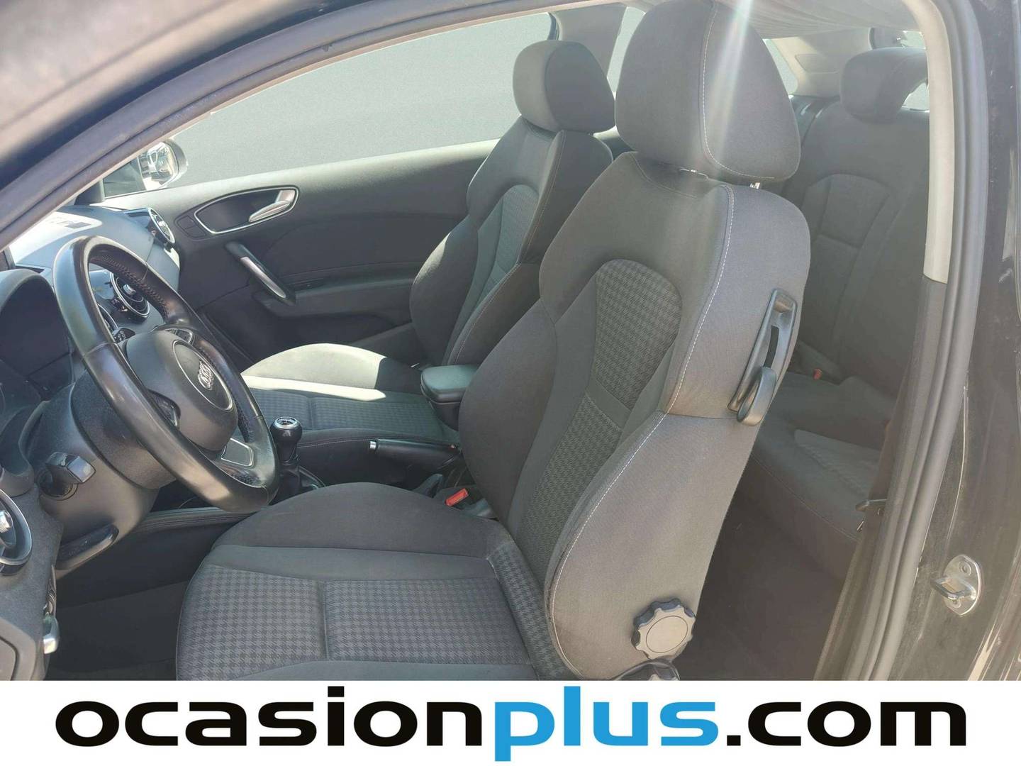 Foto asientos delanteros Audi A1 Audi A1 Ambition 1.4 TFSI (122 CV)