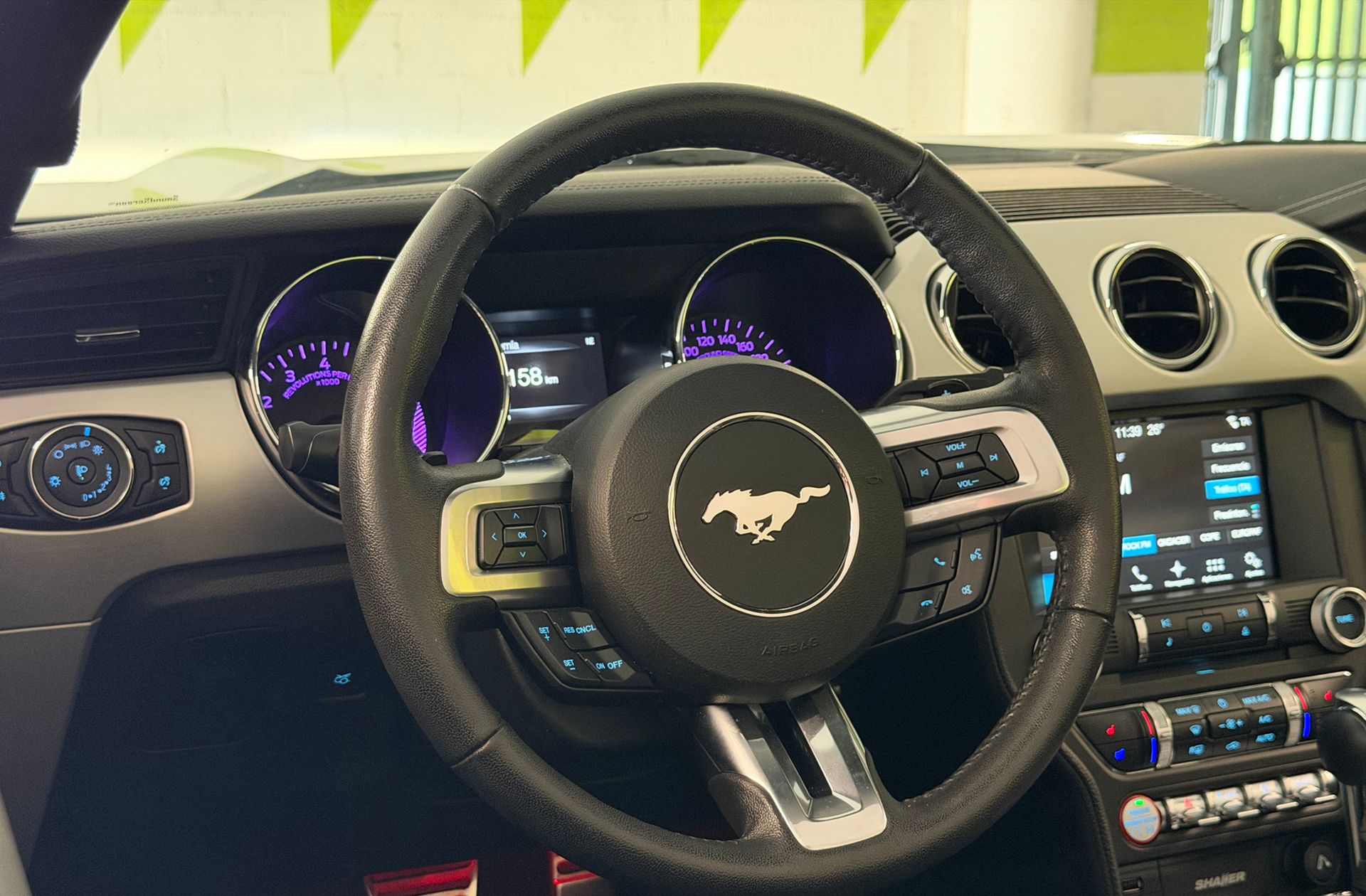 Ford Mustang 2.3 EcoBoost Convertible Mustang - foto 31
