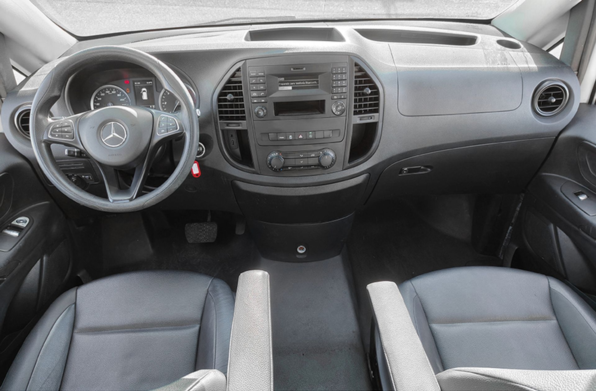 Mercedes-Benz Vito Combi 114 CDI Tourer Pro Compacta - foto 6