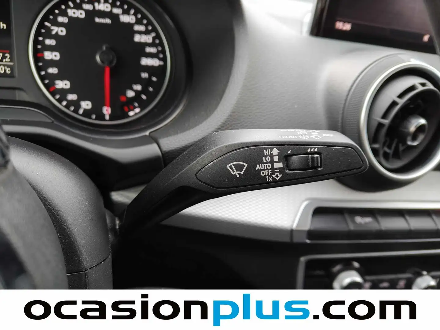 Foto Audi Q2 Audi Q2 Advanced 30 TDI (116 CV)