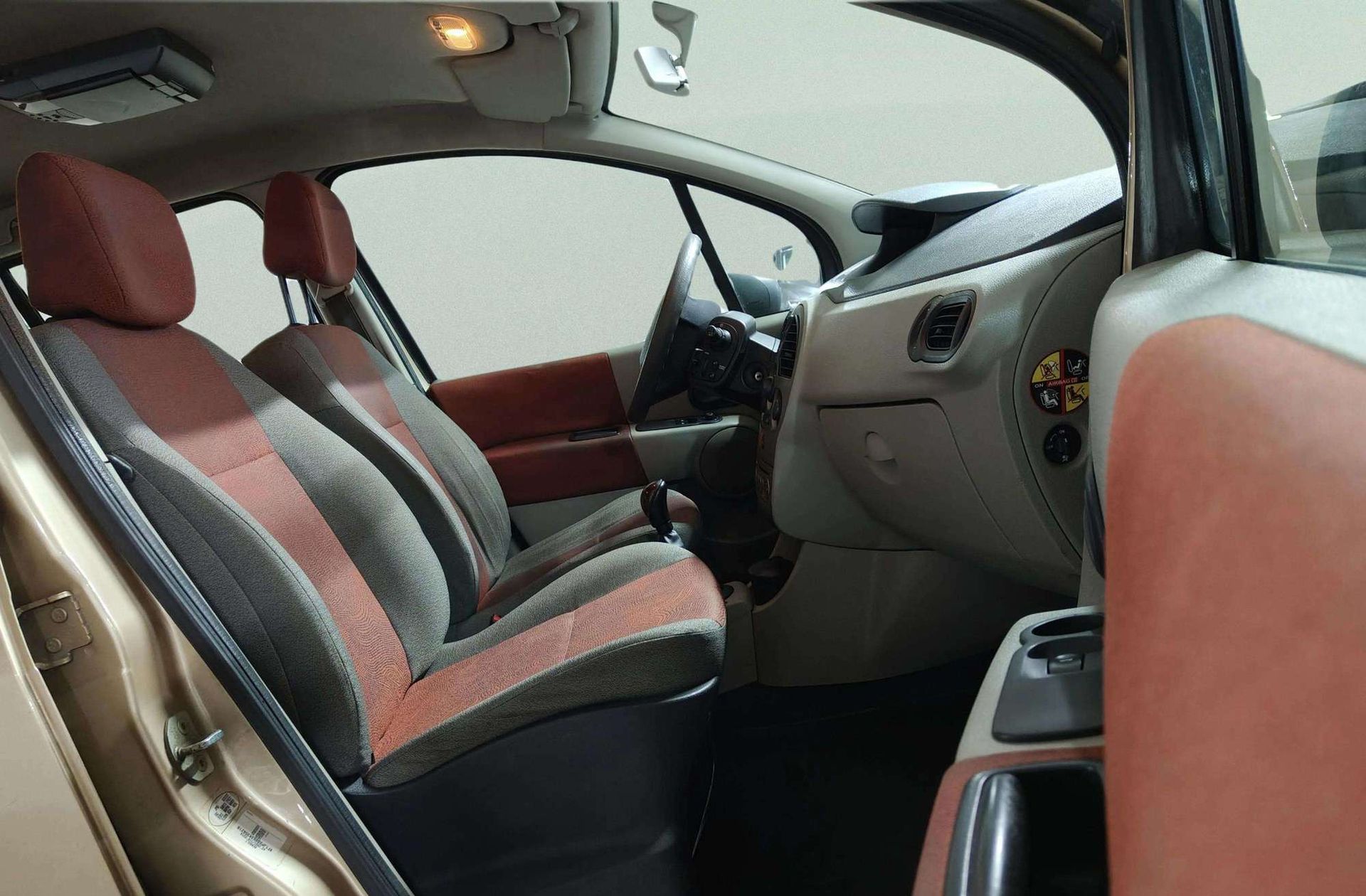 Renault Modus 1.5 dCi Fantasy - foto 14