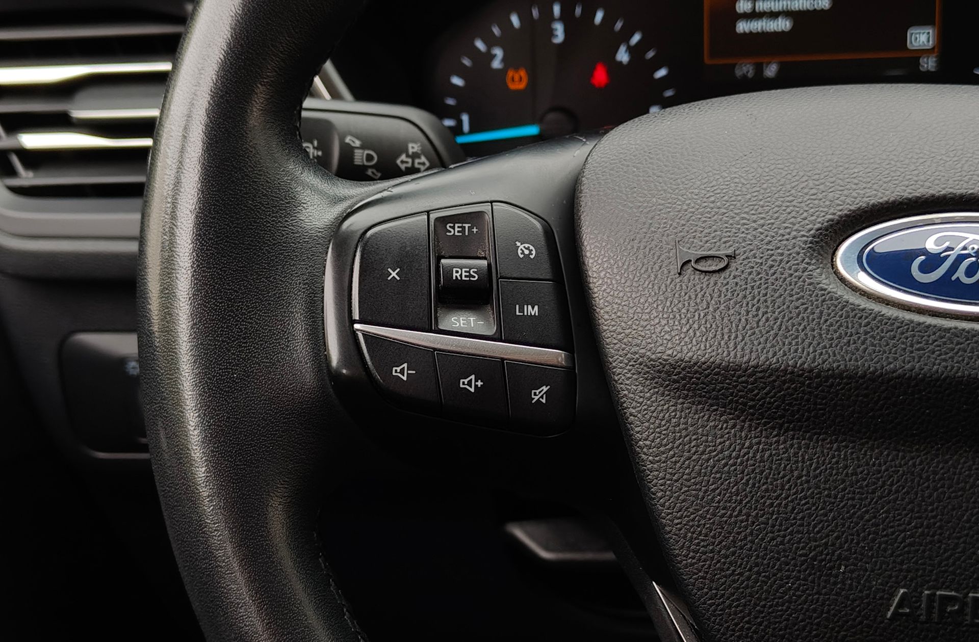 Ford Kuga 1.5 EcoBlue Titanium - foto 27