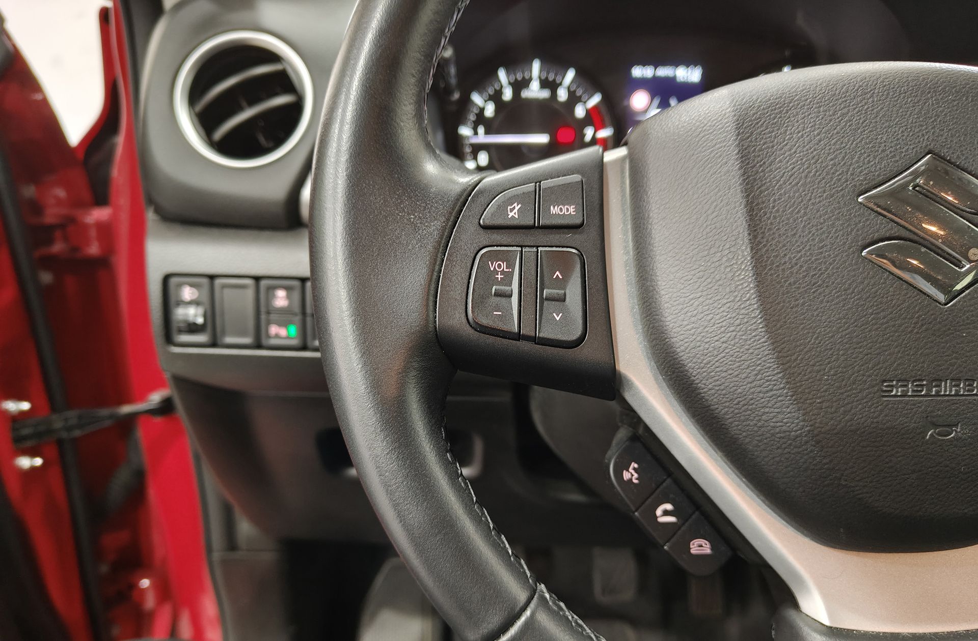 Suzuki Vitara 1.4 T Mild Hybrid S2 4WD - foto 27