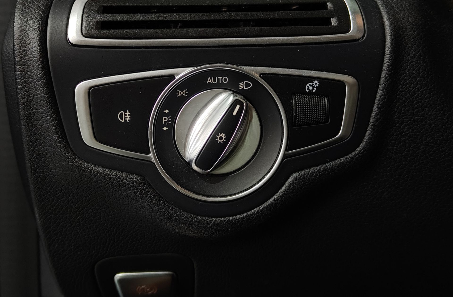 Mercedes-Benz Clase C 200 d Pack AMG - foto 26