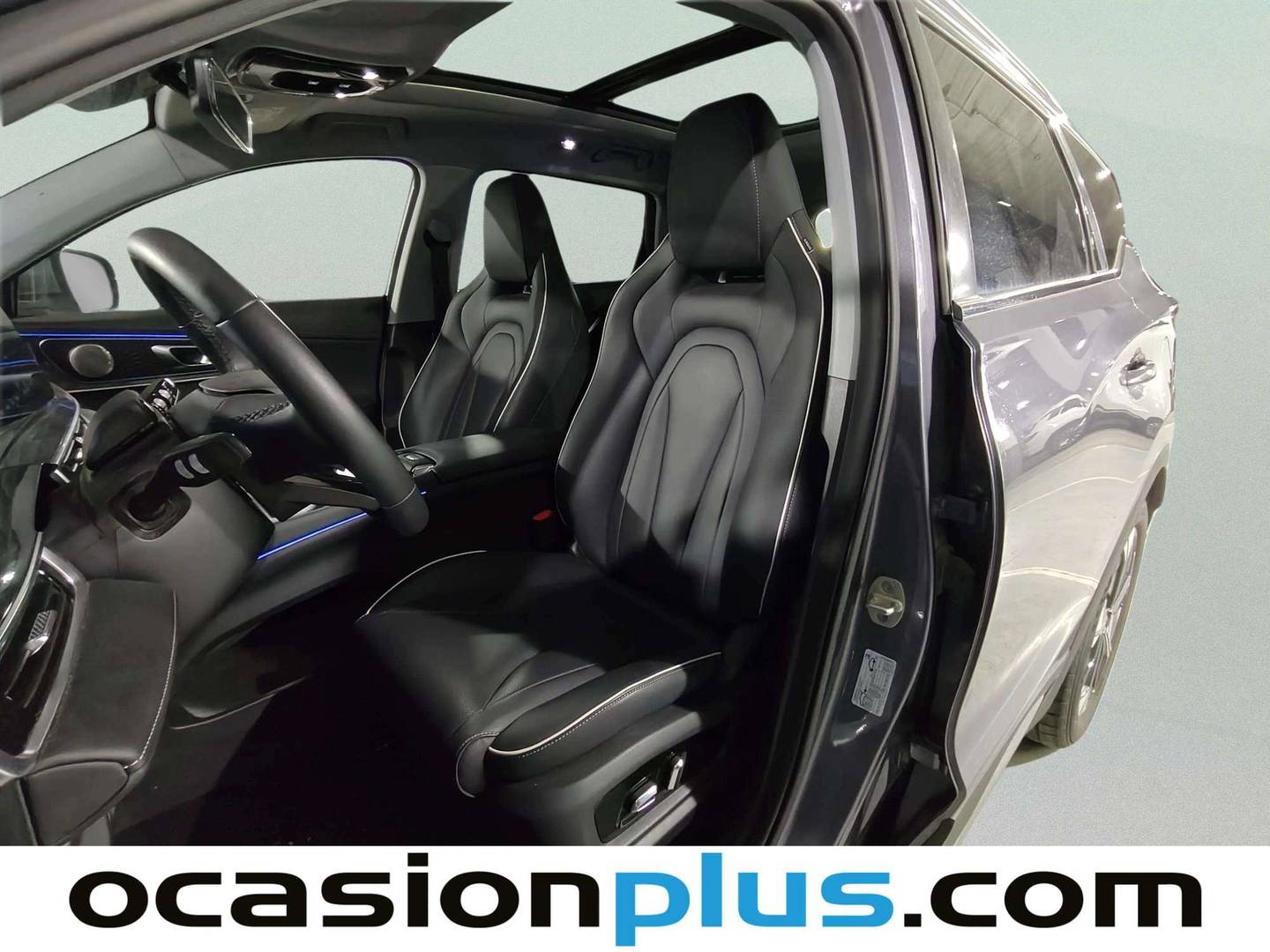 Foto asientos delanteros EBRO S700 EBRO S700 1.6 TGDI Luxury 7 DCT (147 CV)