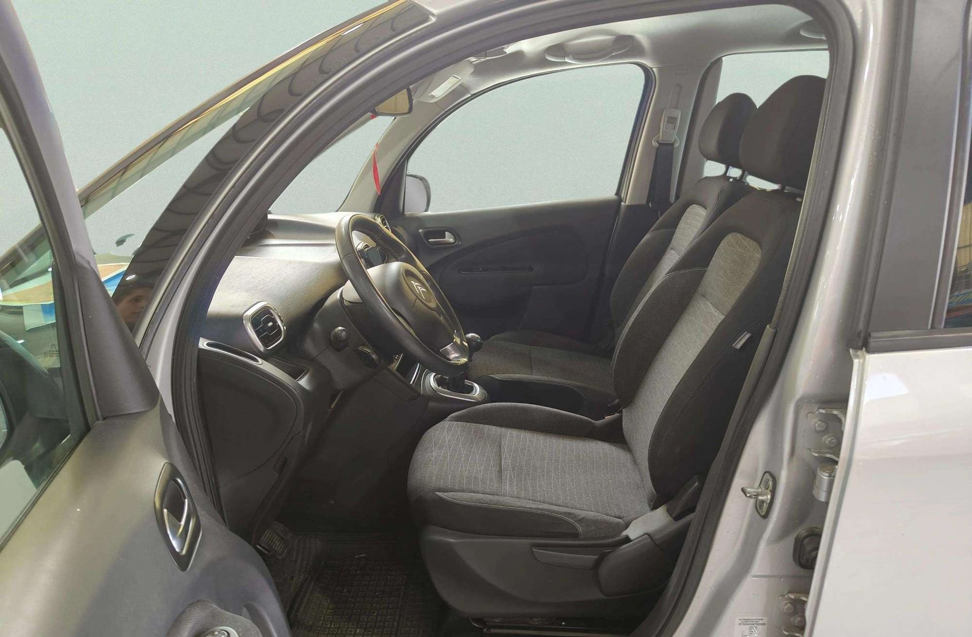 Citroën C3 Picasso HDi 115 FAP Collection - foto 8
