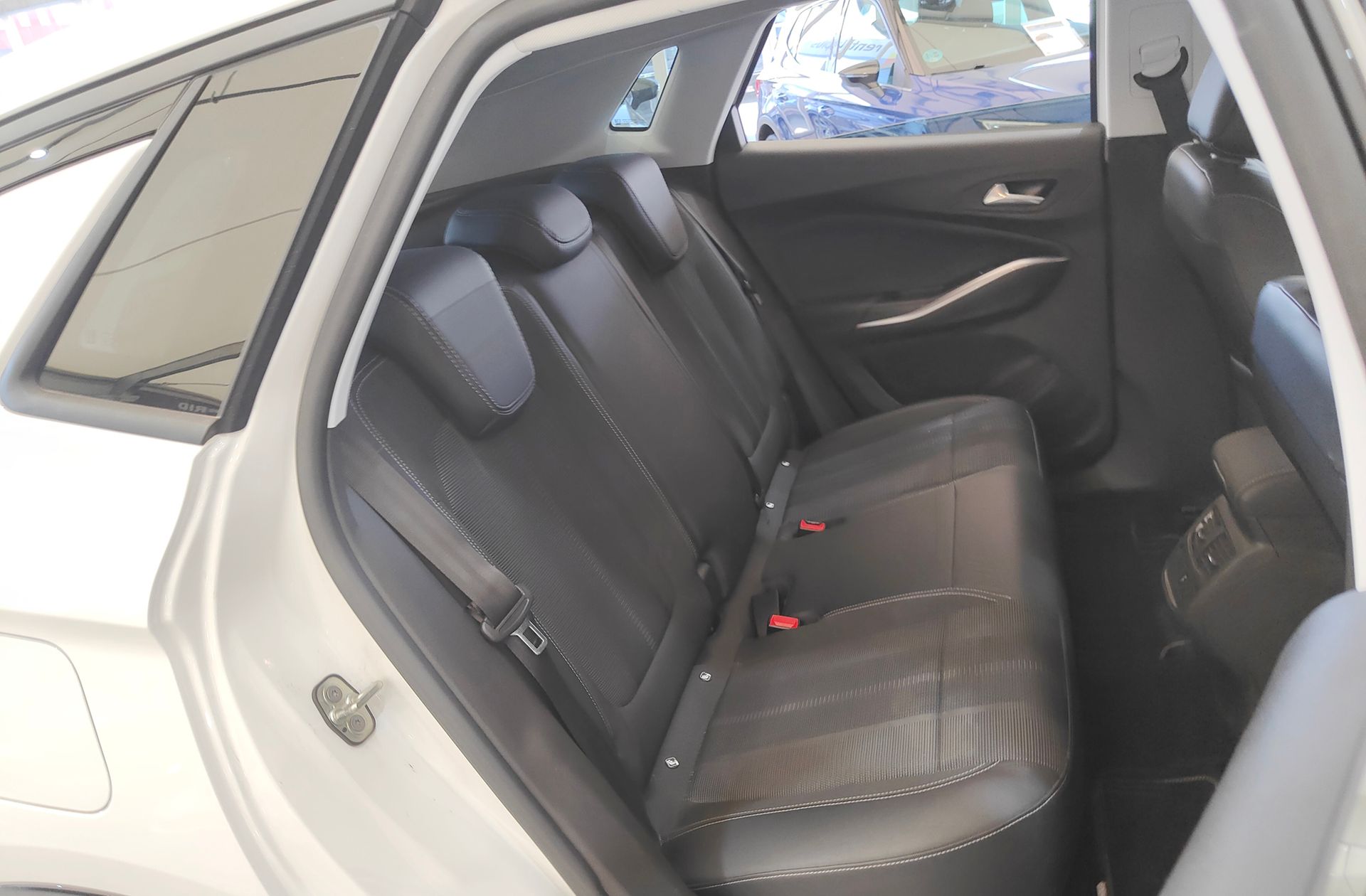 Opel Grandland 1.6 Turbo PHEV GS - foto 17
