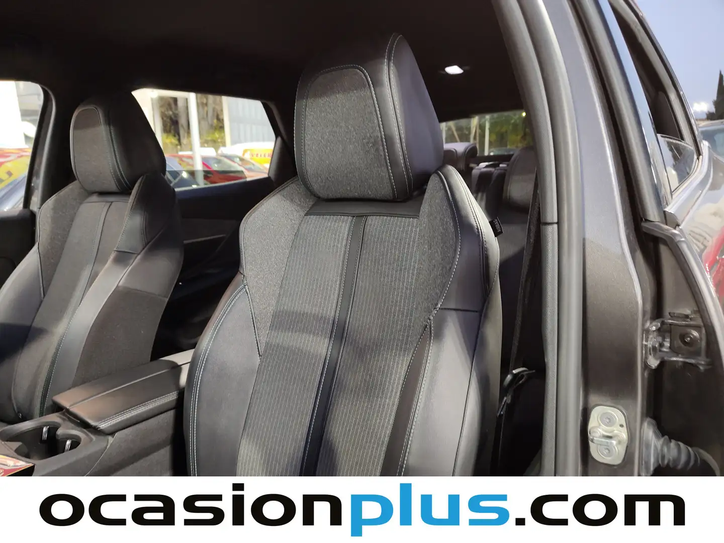 Foto Peugeot 3008 Peugeot 3008 PureTech 130 S&S Allure Pack (130 CV)