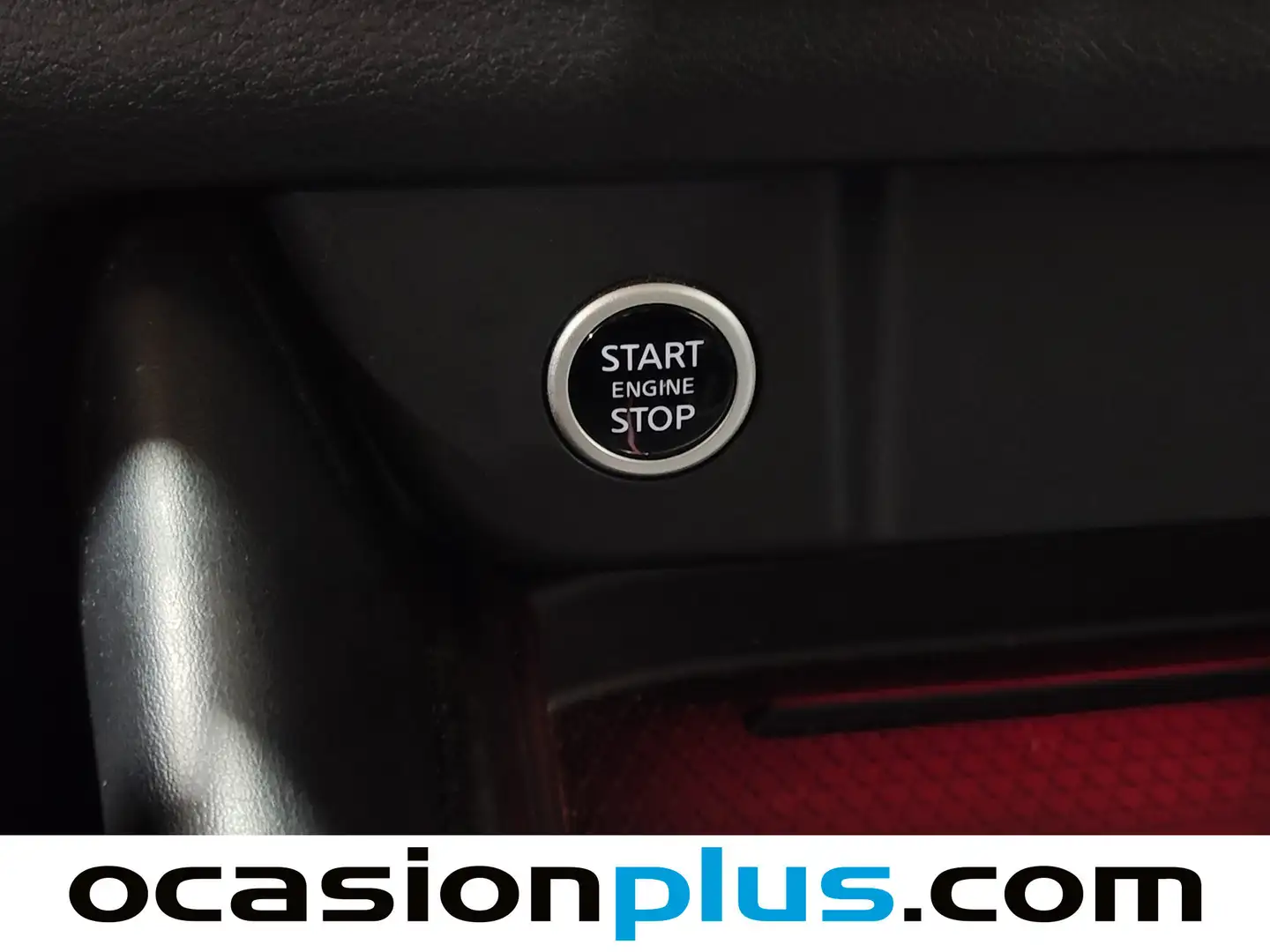 Foto Nissan QASHQAI Nissan Qashqai DIG-T 140 mHEV N-Connecta 4x2 (140 CV)