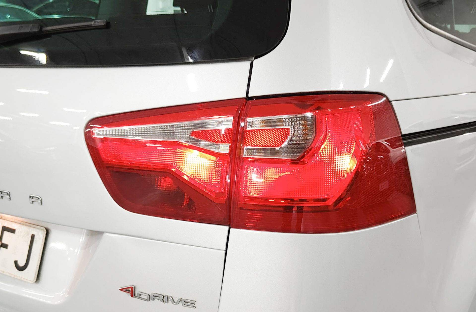 SEAT Alhambra 2.0 TDI Style 4Drive - foto 17