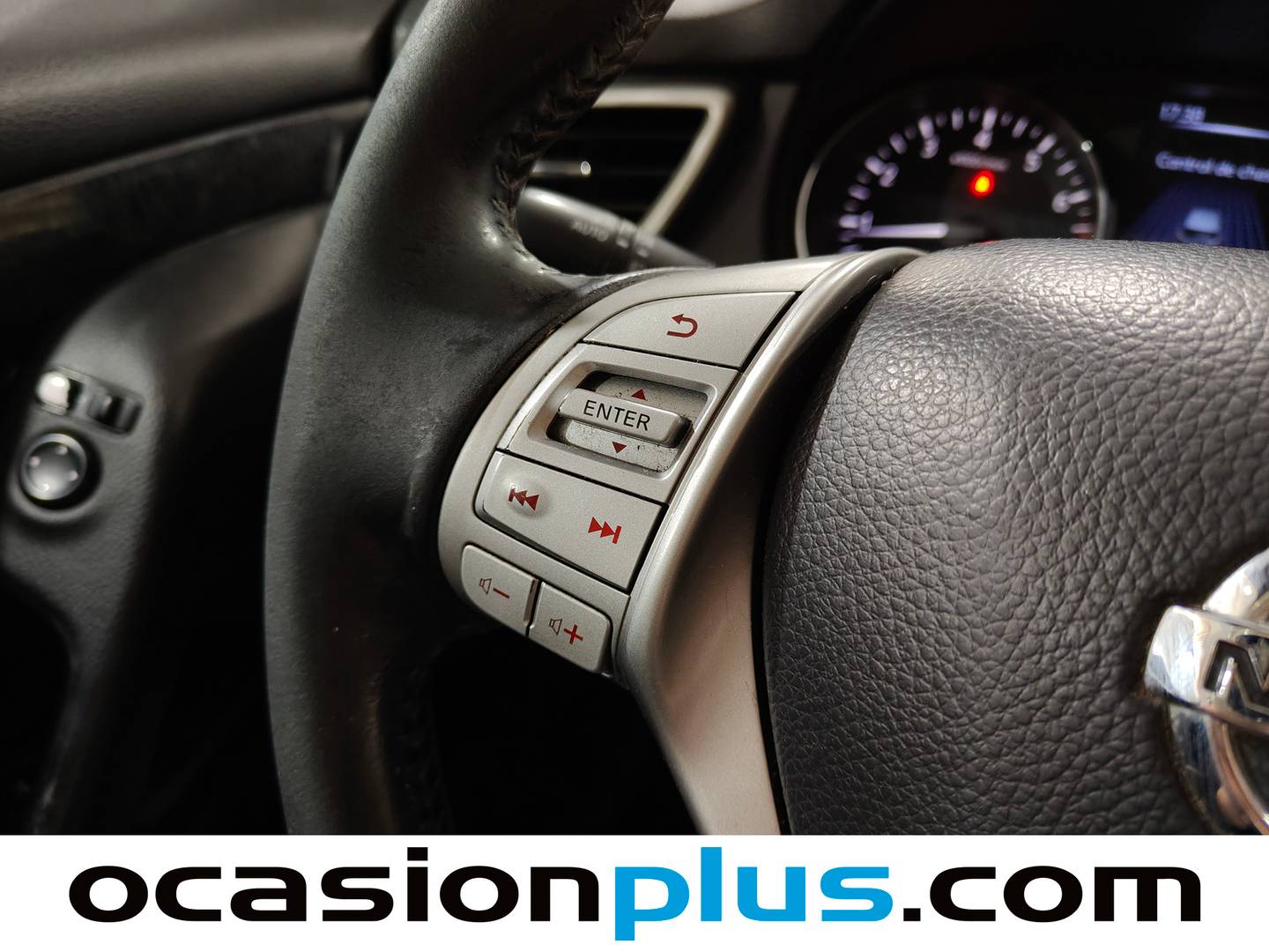 Nissan QASHQAI Nissan Qashqai DIG-T 115 Acenta 4x2 XTronic (115 CV) de segunda mano