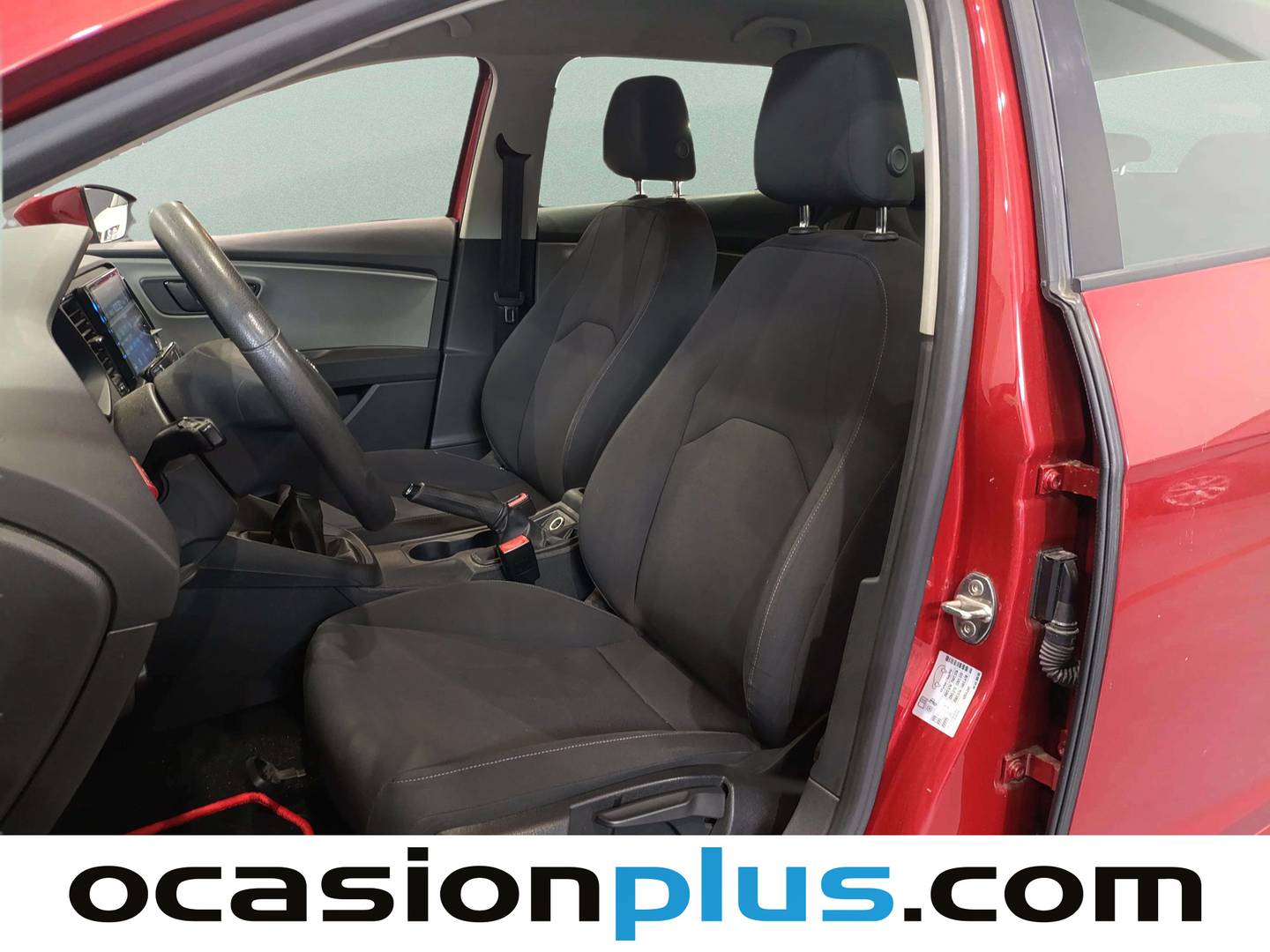 Foto asientos delanteros Seat León Seat León ST 1.6 TDI S&S Reference (115 CV)