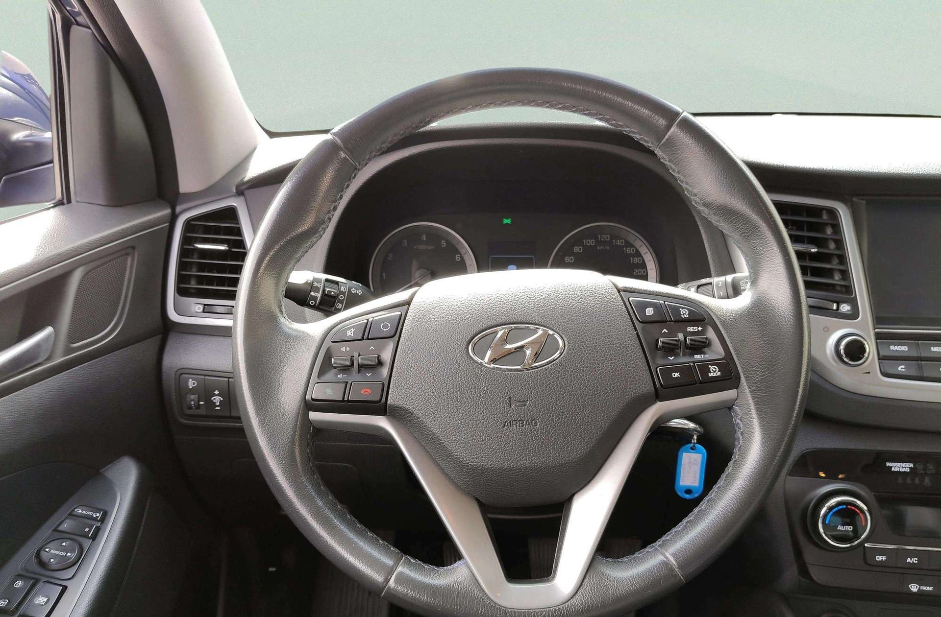 Hyundai Tucson 1.6 GDI BlueDrive 25 Aniversario 4x2 - foto 20