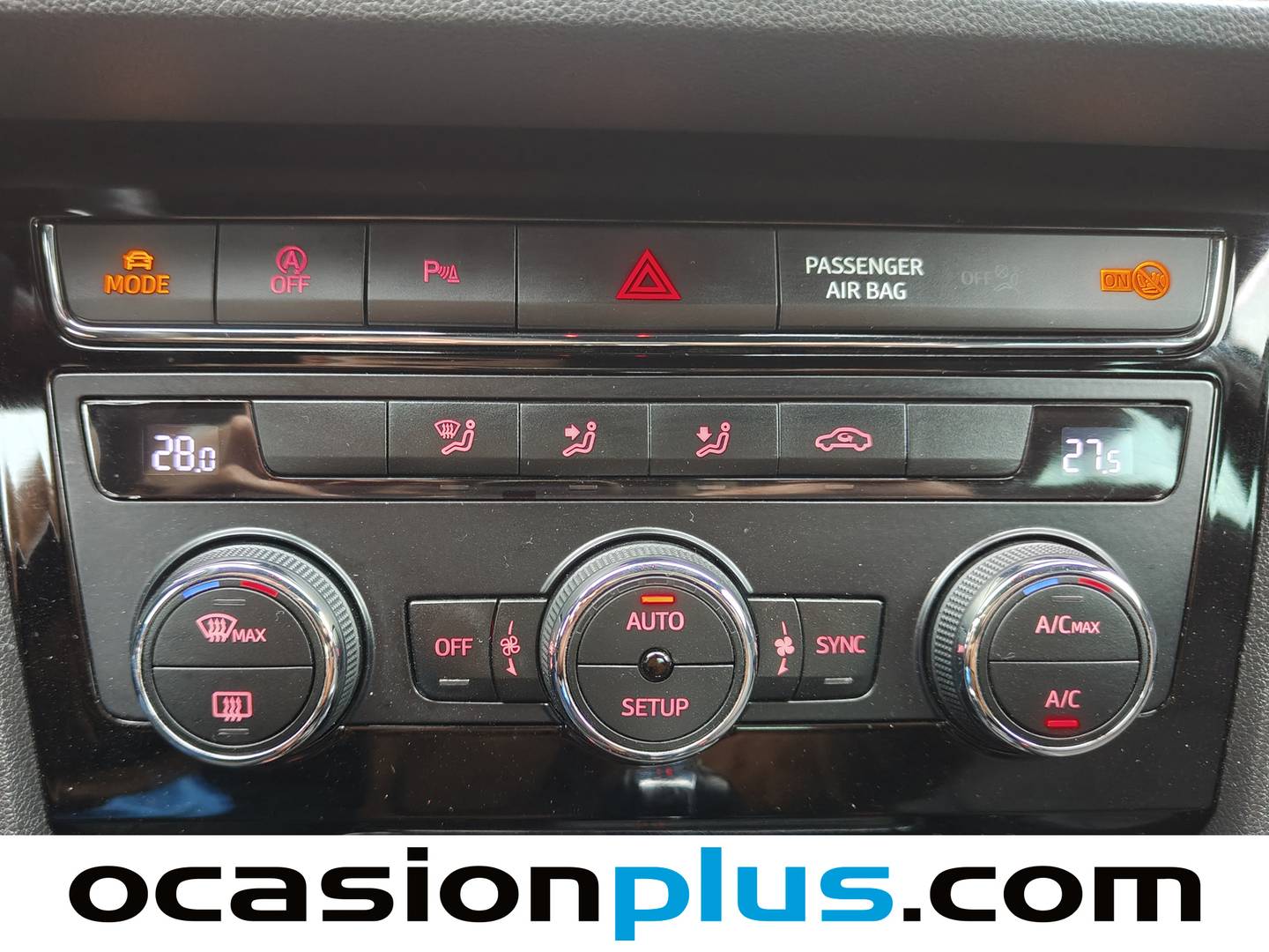 Foto Seat León SEAT León 2.0 TDI S&S FR DSG  (150 CV)