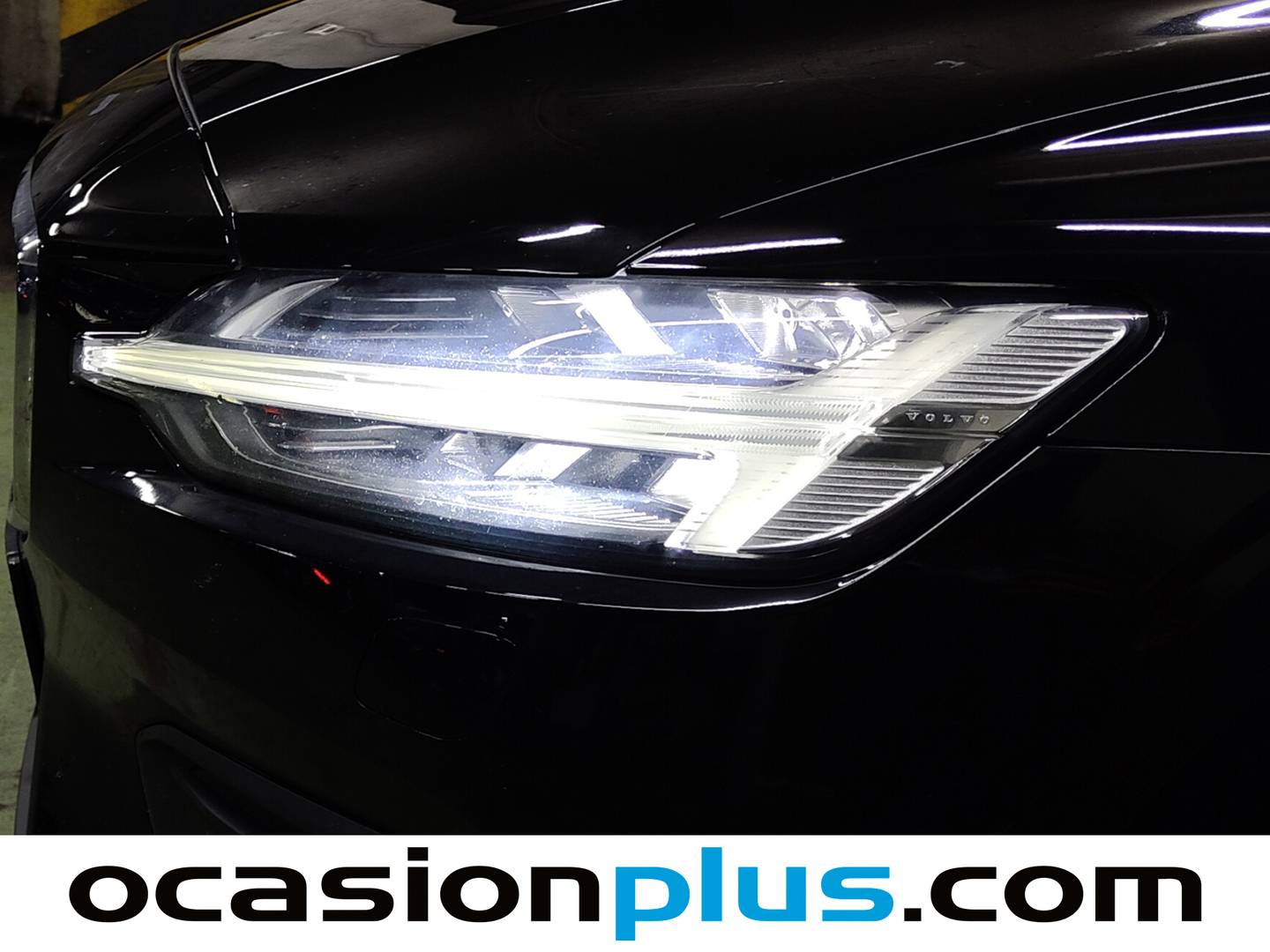 Equipamiento del Volvo V60 Volvo V60 D4 Momentum Auto (190 CV)