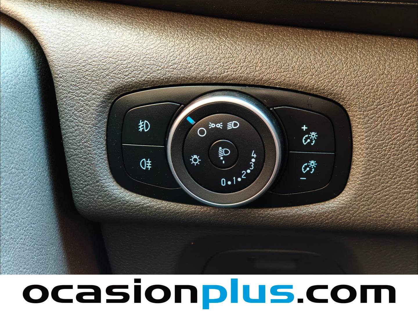 Ford Transit Custom Ford Transit Custom 2.0 TDCI Furgon Doble 300 L1 Trend (105 CV) seminuevo