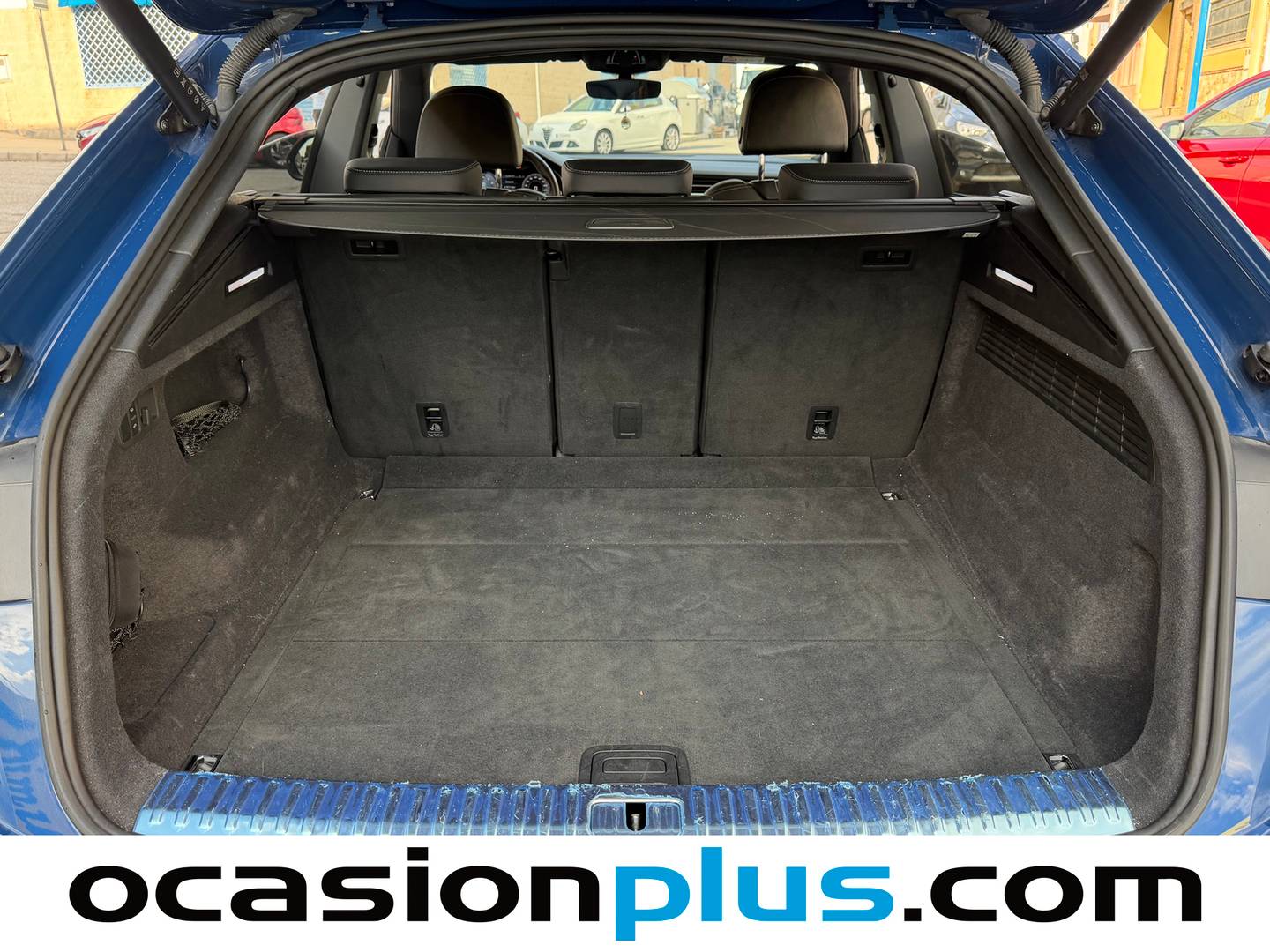 Fotos maletero Audi Q8 Audi Q8 S Line 55 TFSI quattro (340 CV) tiptronic