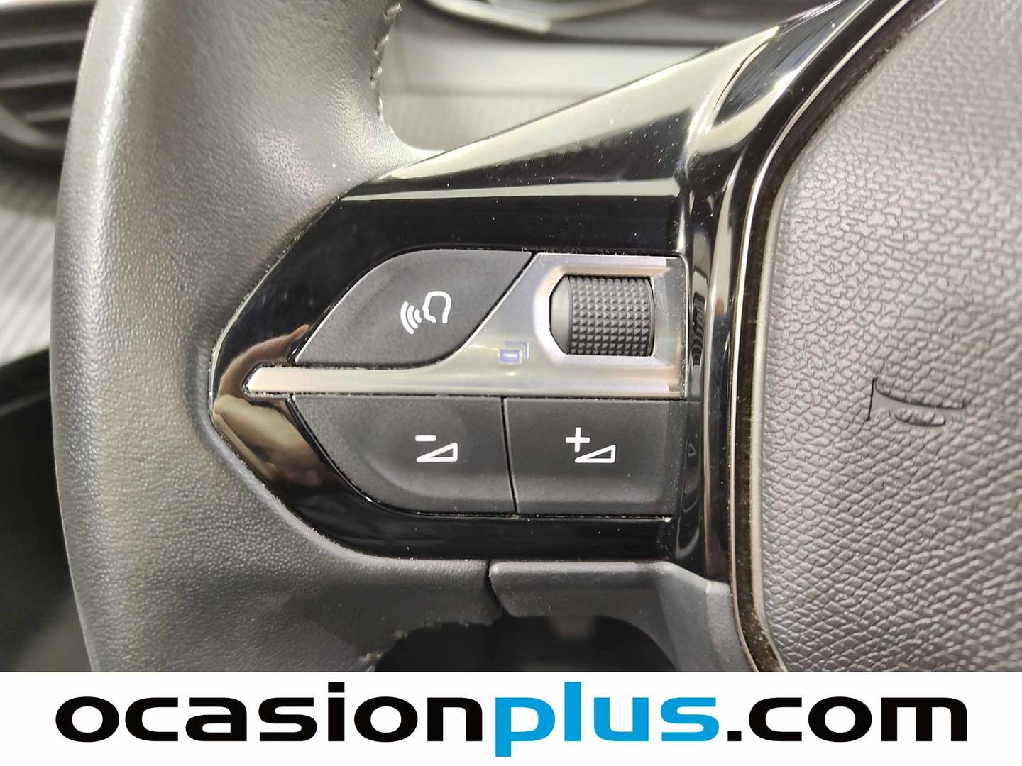 Foto Peugeot 2008 Peugeot 2008 PureTech 100 S&S Allure (100 CV)