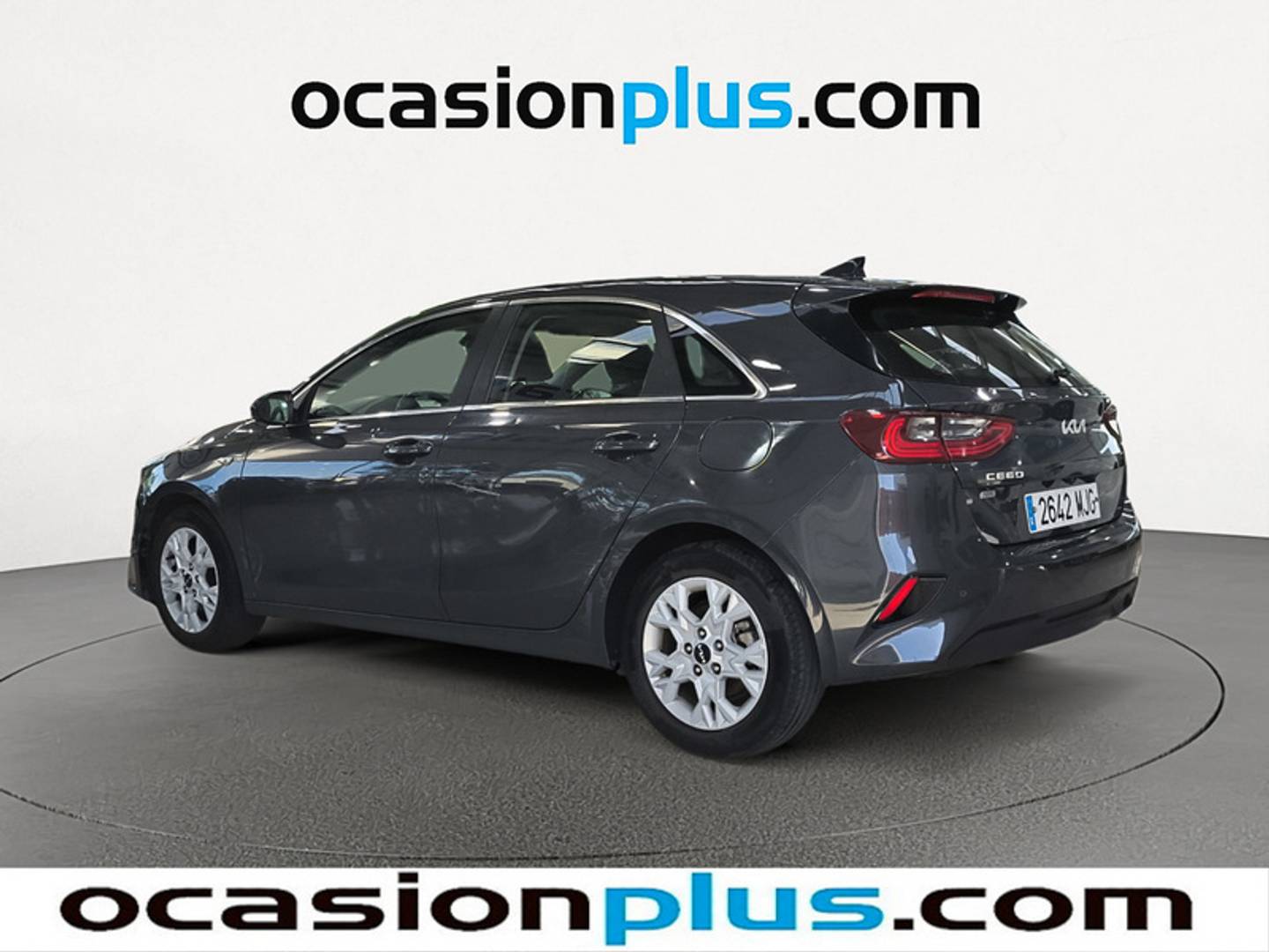 Foto trasera KIA Ceed Kia Ceed 1.6 MHEV iMT Drive (136 CV) derecha
