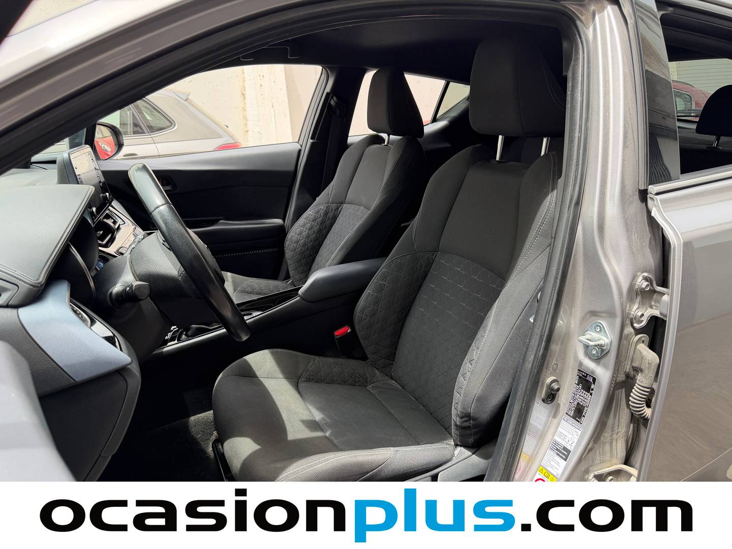 Foto asientos delanteros Toyota C-HR Toyota C-HR 1.8 125H Advance (122 CV)