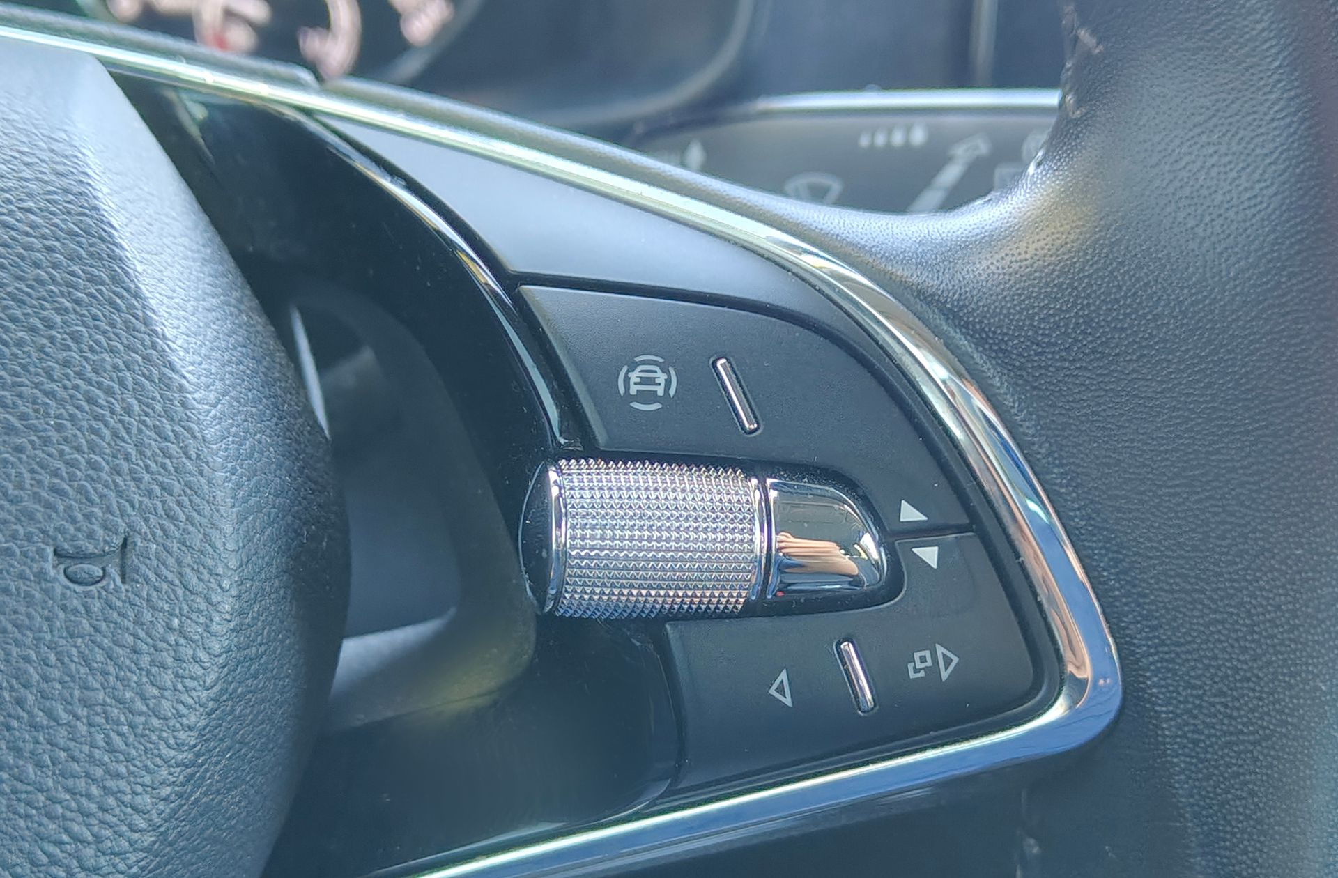 Škoda Kamiq 1.5 TSI Style DSG - foto 25