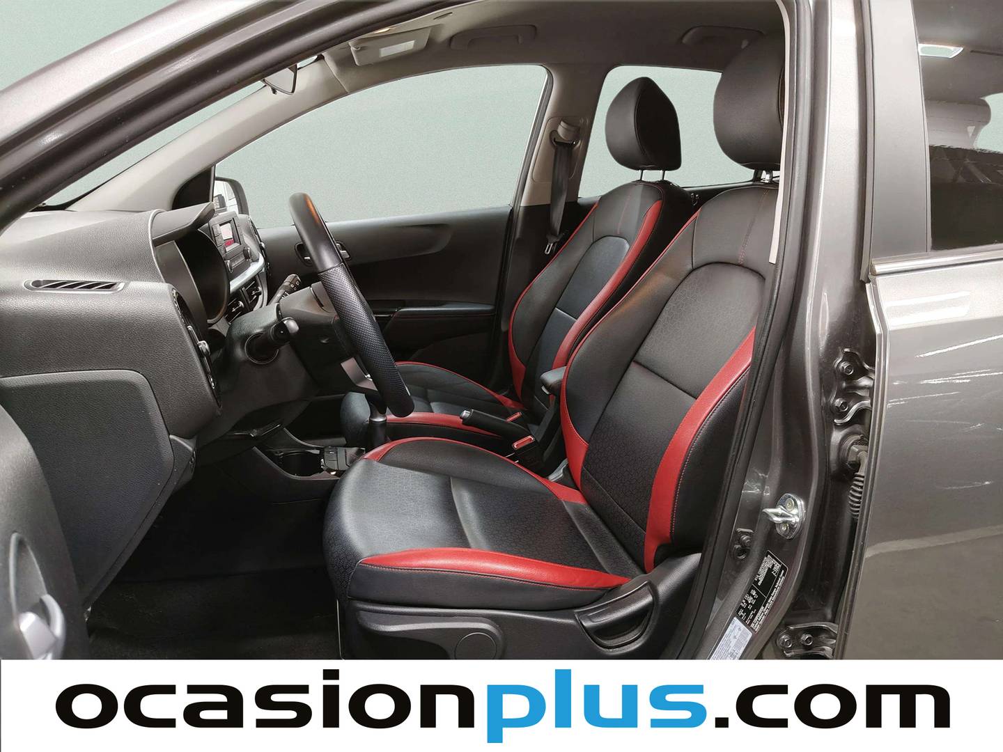 Foto asientos delanteros KIA Picanto KIA Picanto 1.2 DPi GT Line (84 CV)