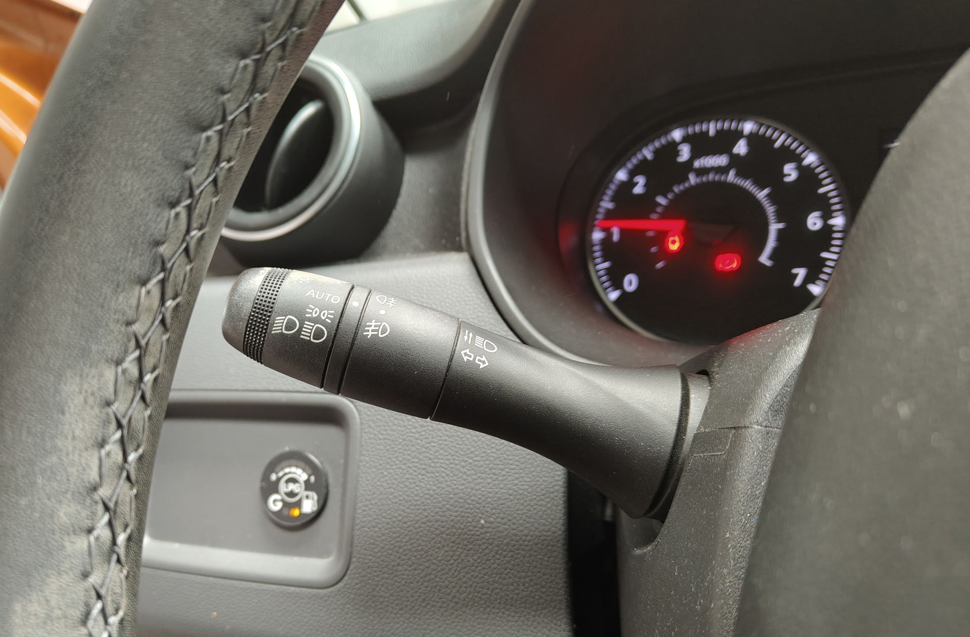 Dacia Duster Essential TCe 4x2 GLP - foto 21