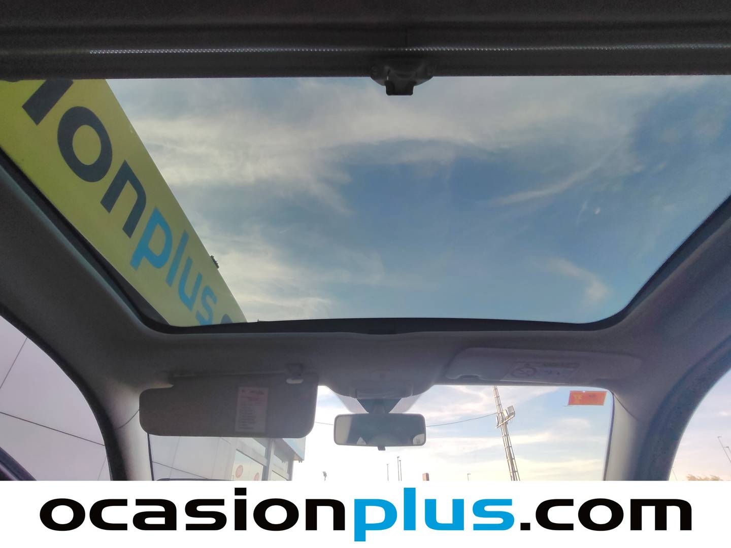 Extras y acabados del Fiat 500 Fiat 500 1.2 8v Lounge (69 CV)
