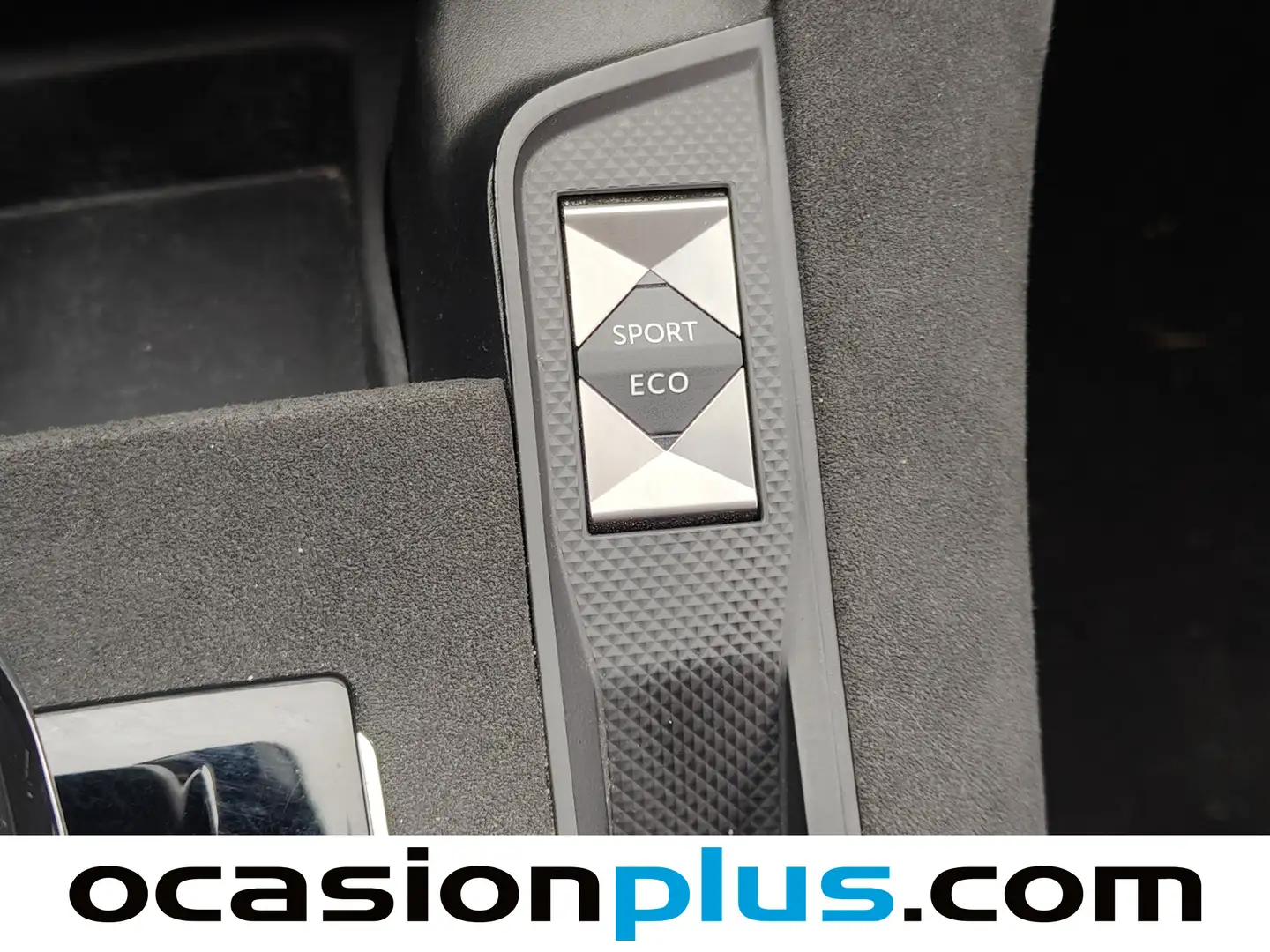 Foto DS DS 7 Crossback DS DS7 Crossback BlueHDi 130 DE Performance Line AT (130 CV)