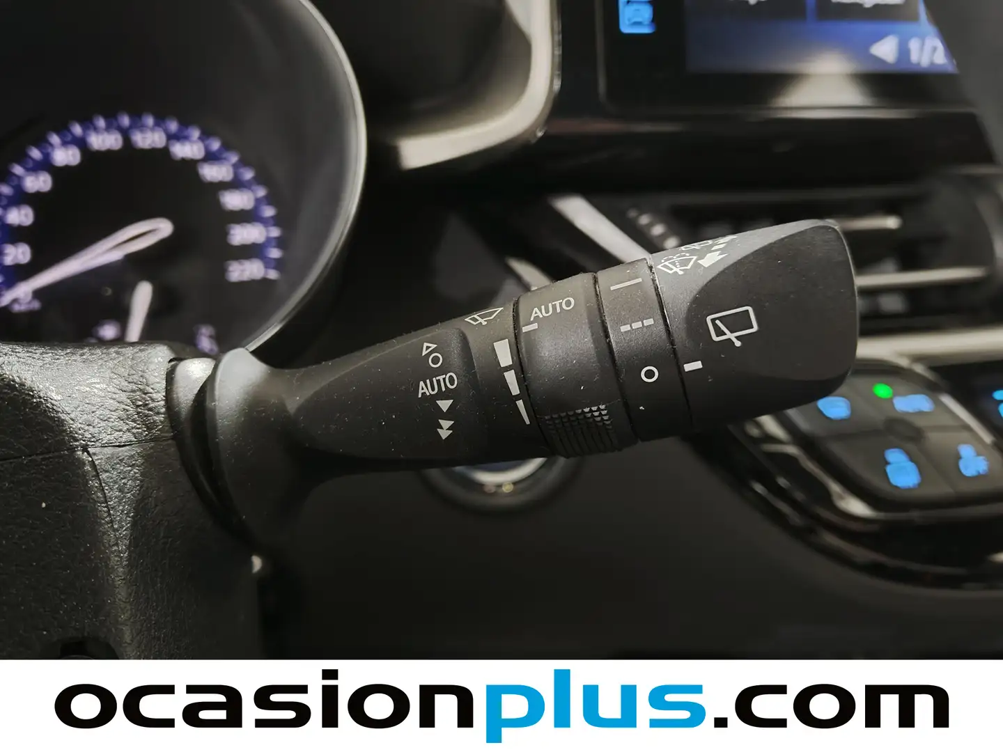 Foto Toyota C-HR Toyota C-HR 1.8 125H Advance (122 CV)