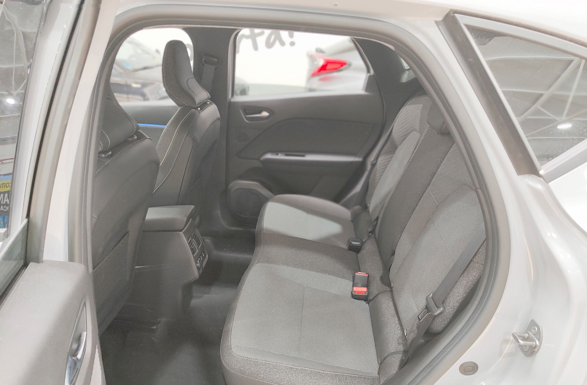 Renault Captur Techno TCe - foto 11