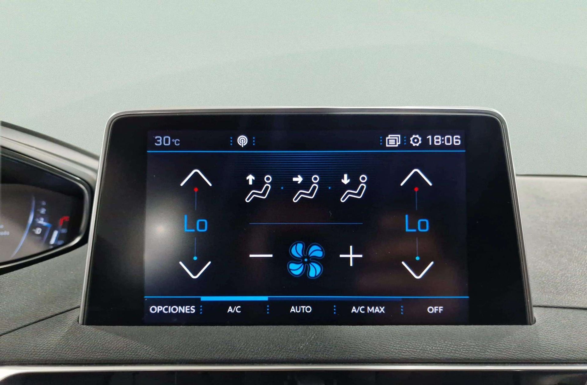Peugeot 3008 PureTech 130 Active - foto 27