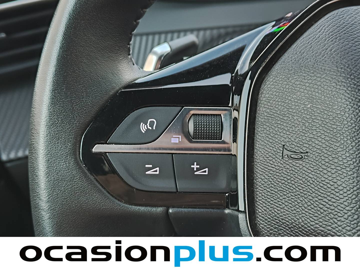 Peugeot 2008 Peugeot 2008 Allure Hybrid eDCS6 (136 CV) seminuevo