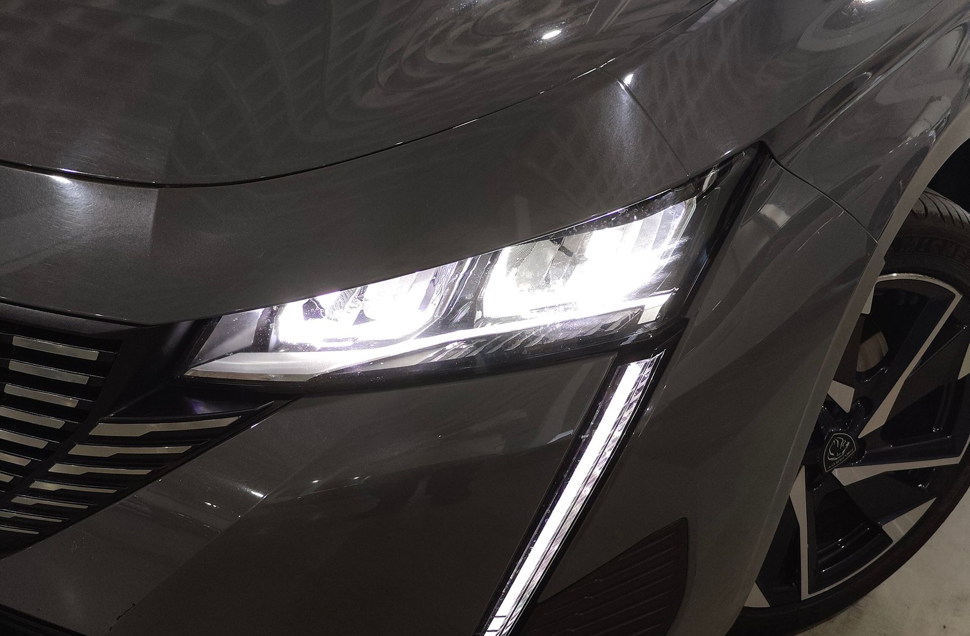 Peugeot 308 BlueHDi 130 Allure EAT8 - foto 15